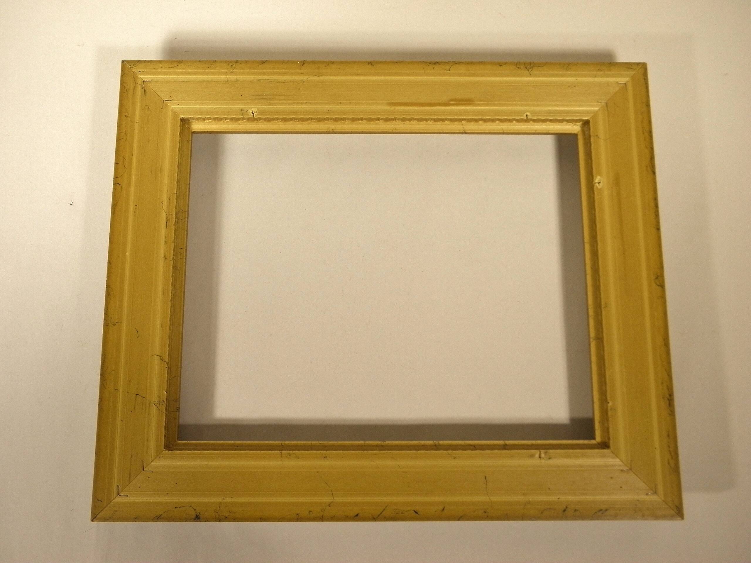 Cadre en bois doré 39 x 33