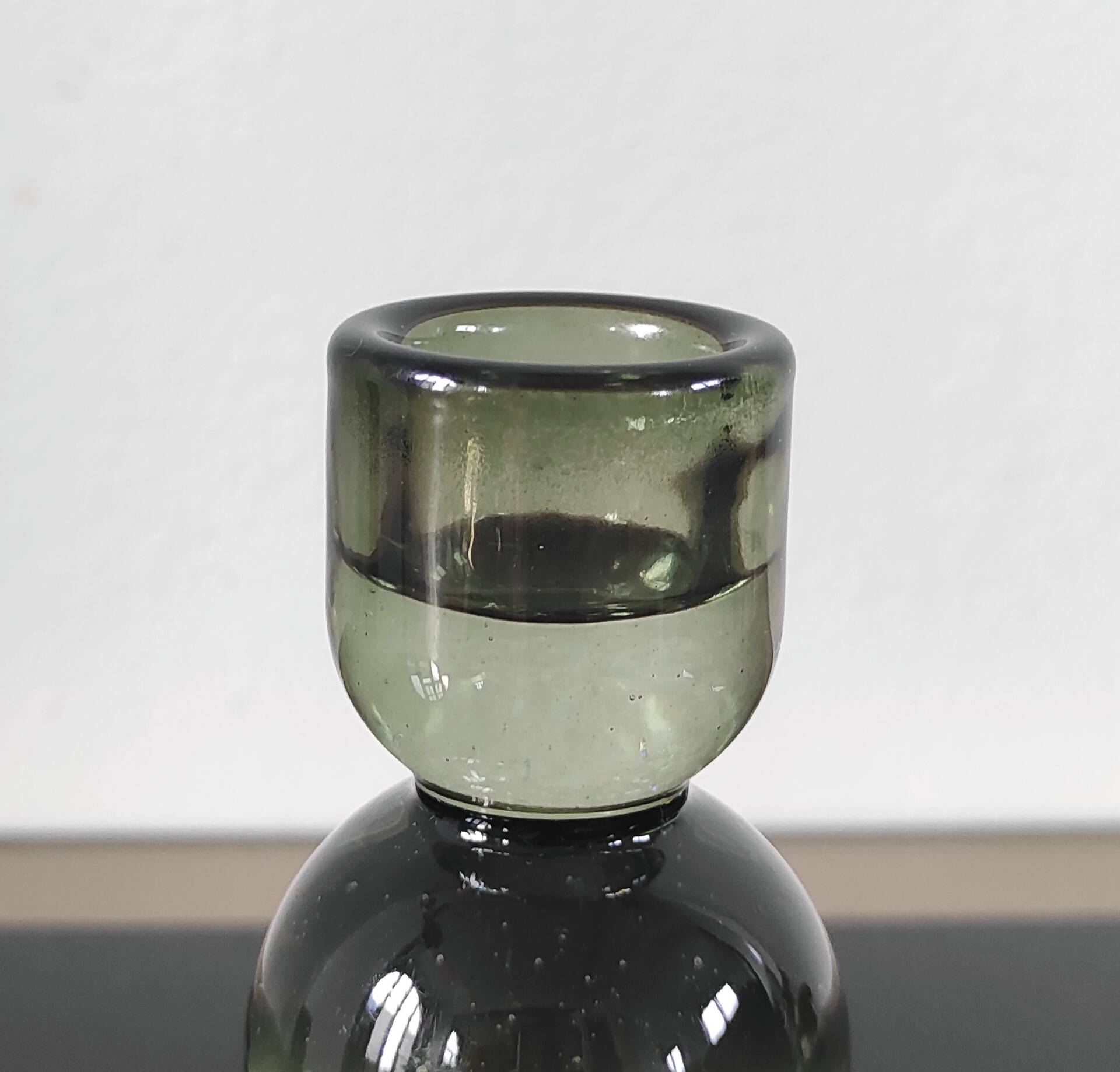 Bougeoir design en verre teinté