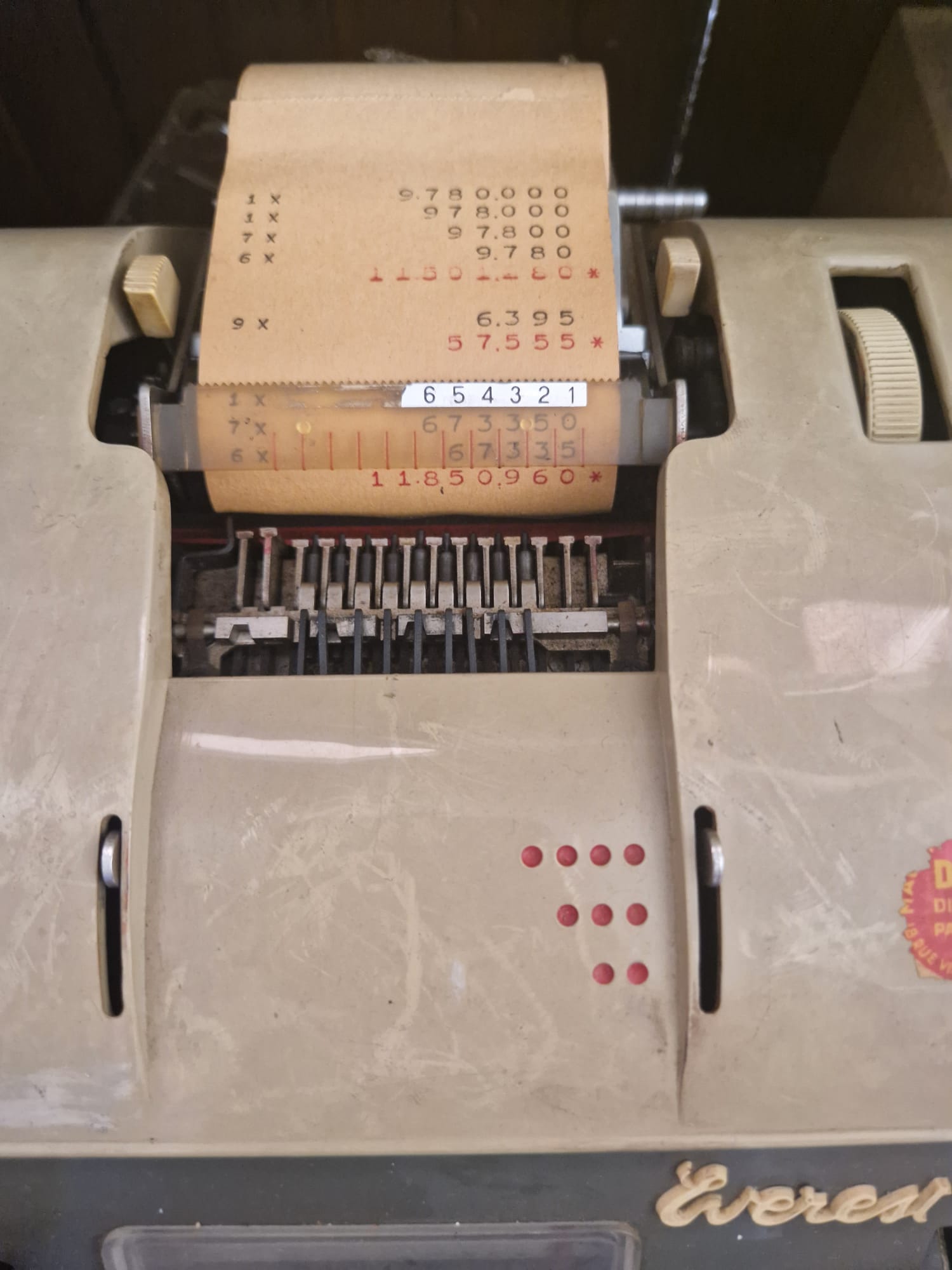 Printer electric calculating machine - everest