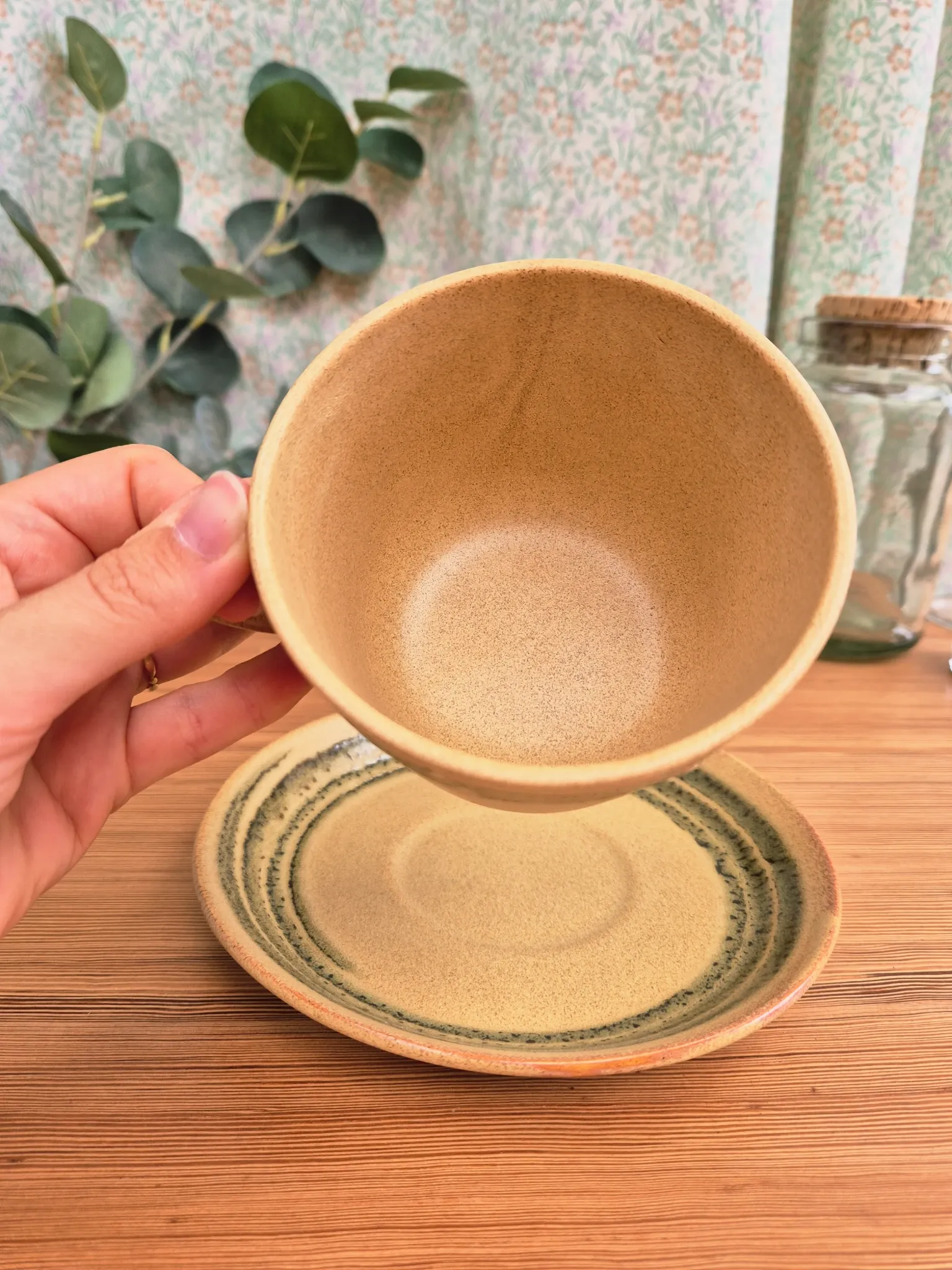 Grande tasse et soucoupe gres vintage