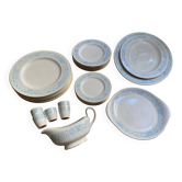 Royal Doulton & Co Limited Hampton Court dinnerware set