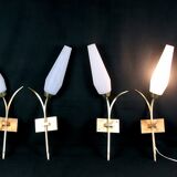 Lot de 4 appliques en laiton et opaline
