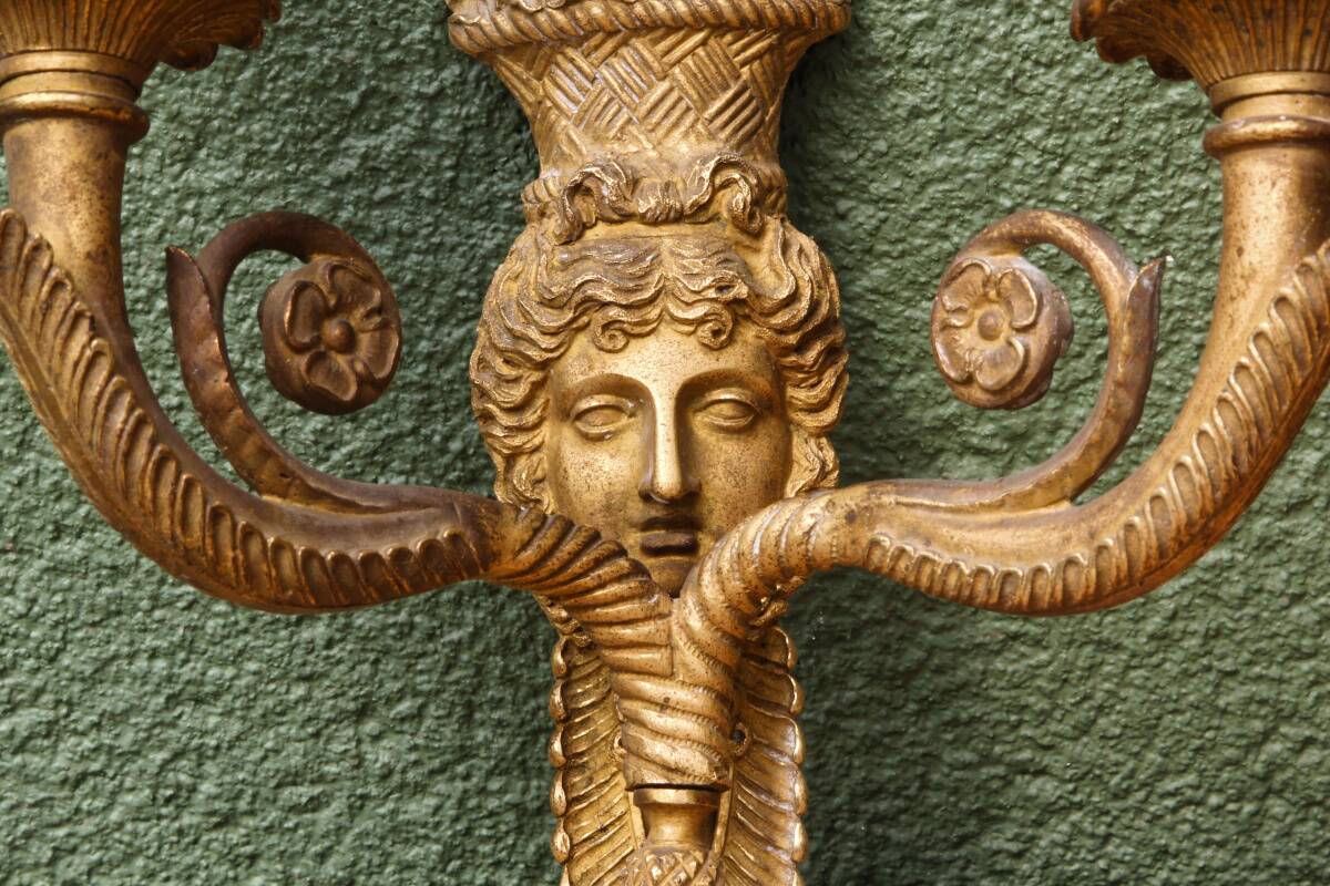 Paire d'appliques en bronze d'époque Empire