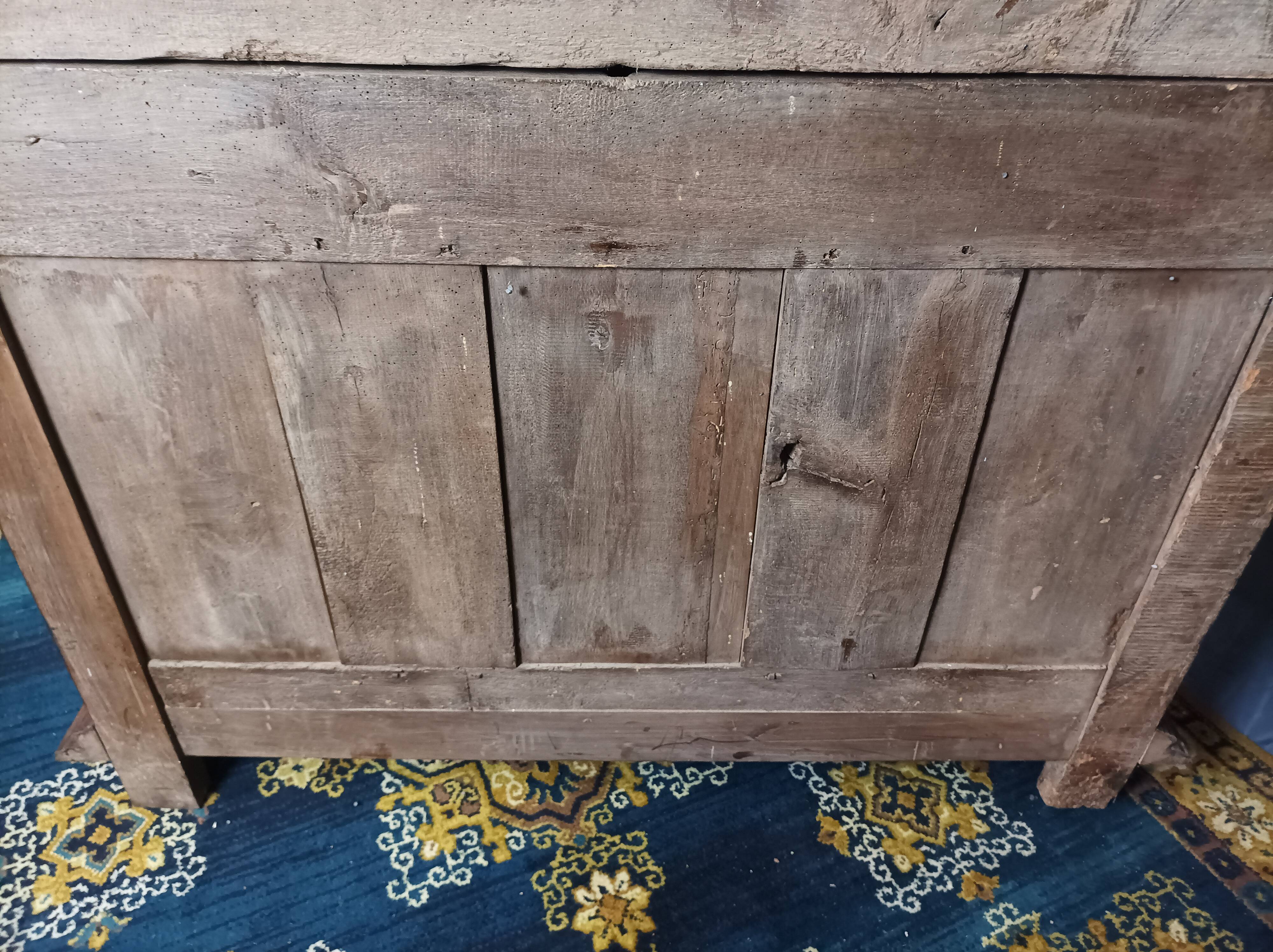 Louis XIII era sideboard in walnut