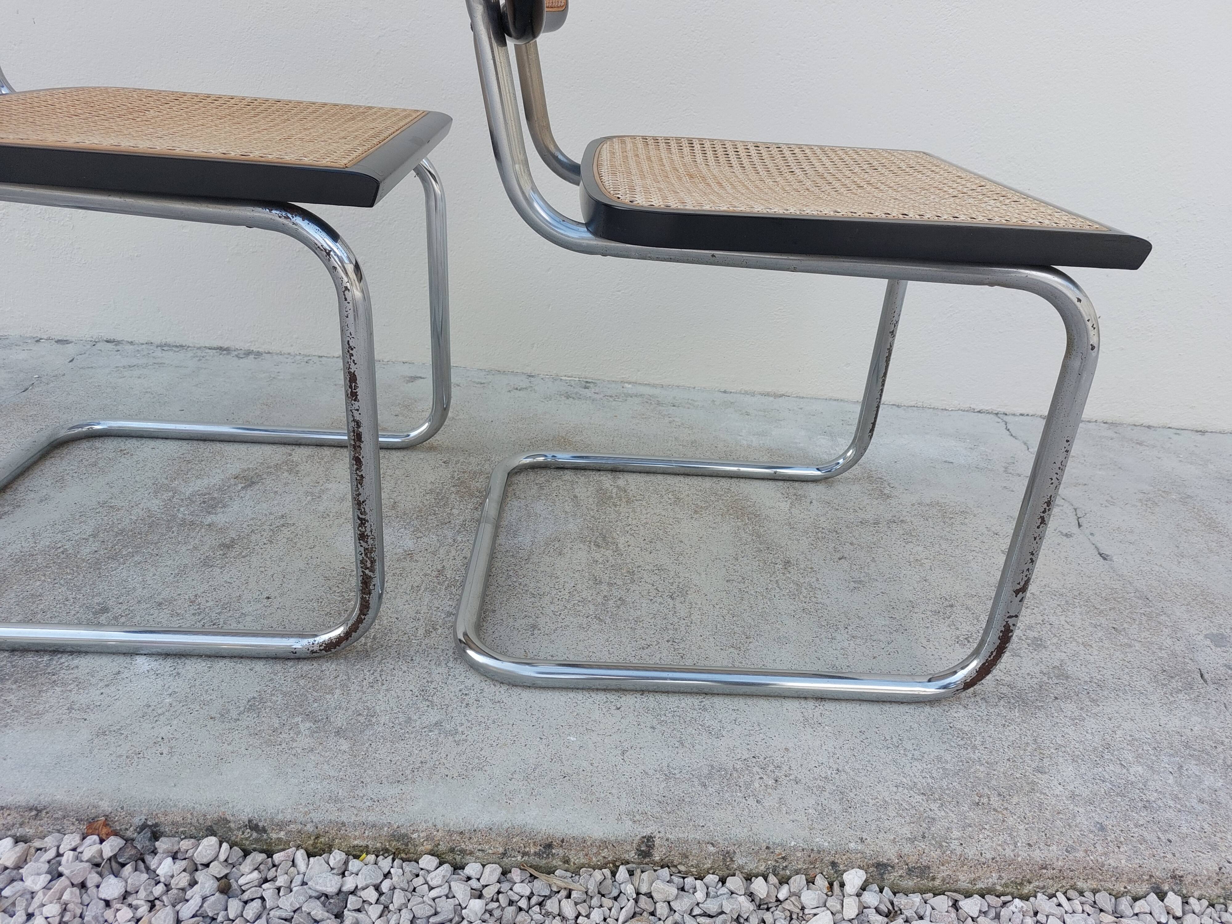 Pair of armchairs Marcel Breuer b64 cesca Italy