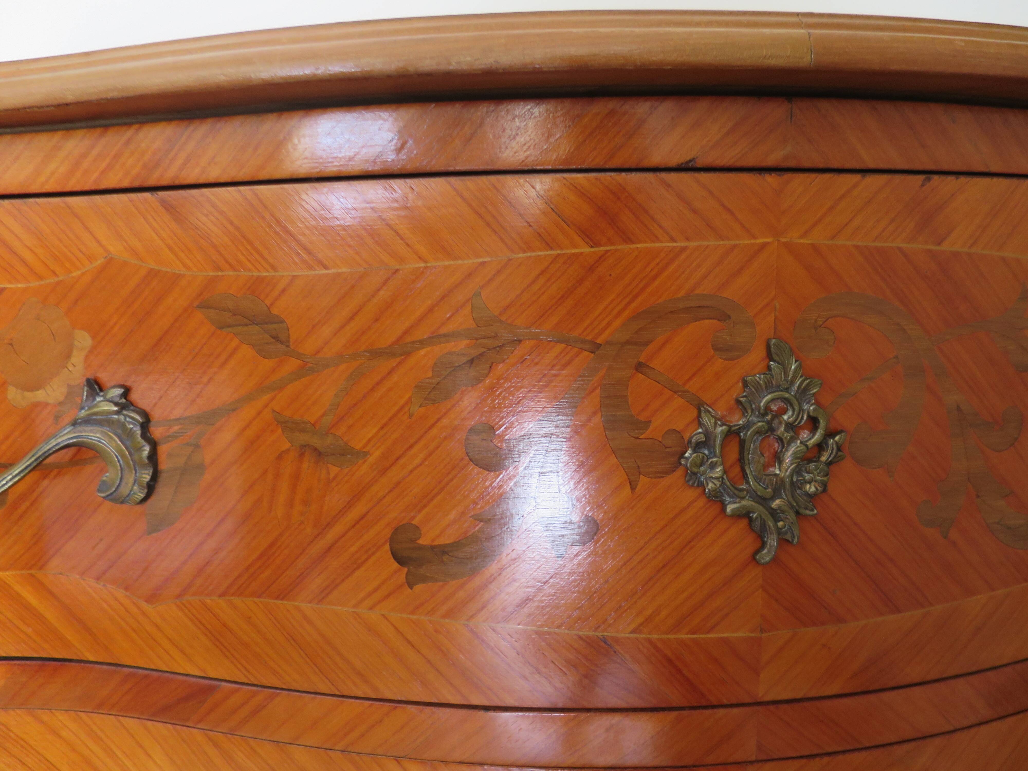 Louis XV commode - 2 drawers - floral marquetry - bronze ornament - 1950