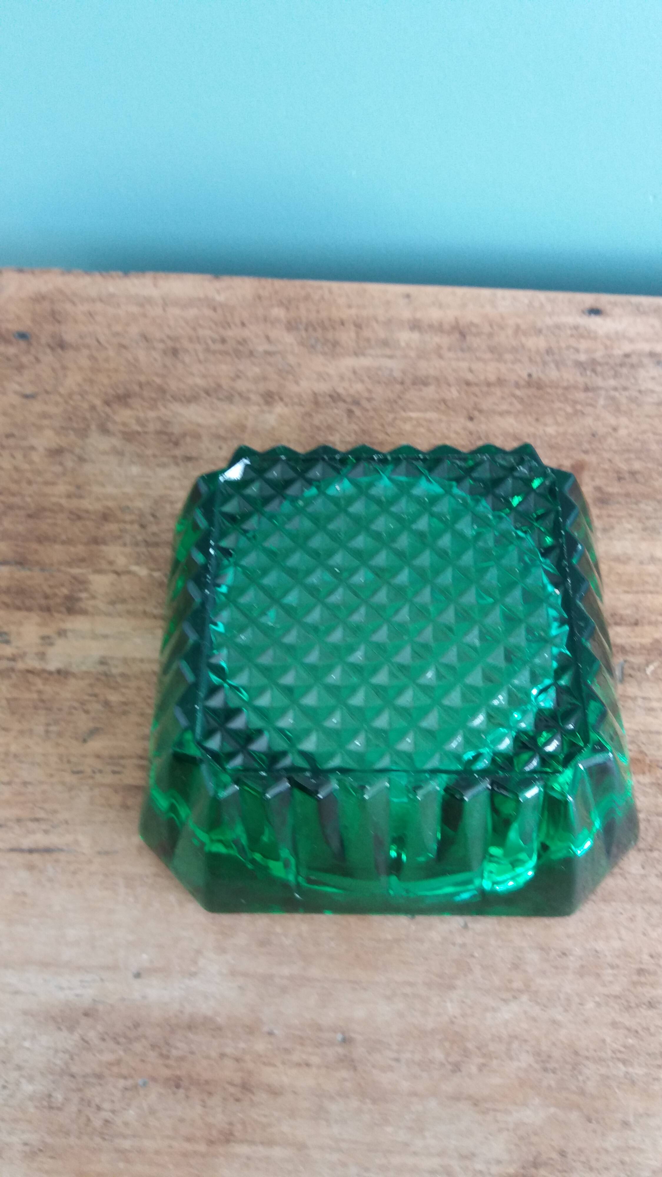Emerald green glass ashtray, Arques crystal glassware.