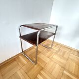 Table d'appoint fonctionnaliste