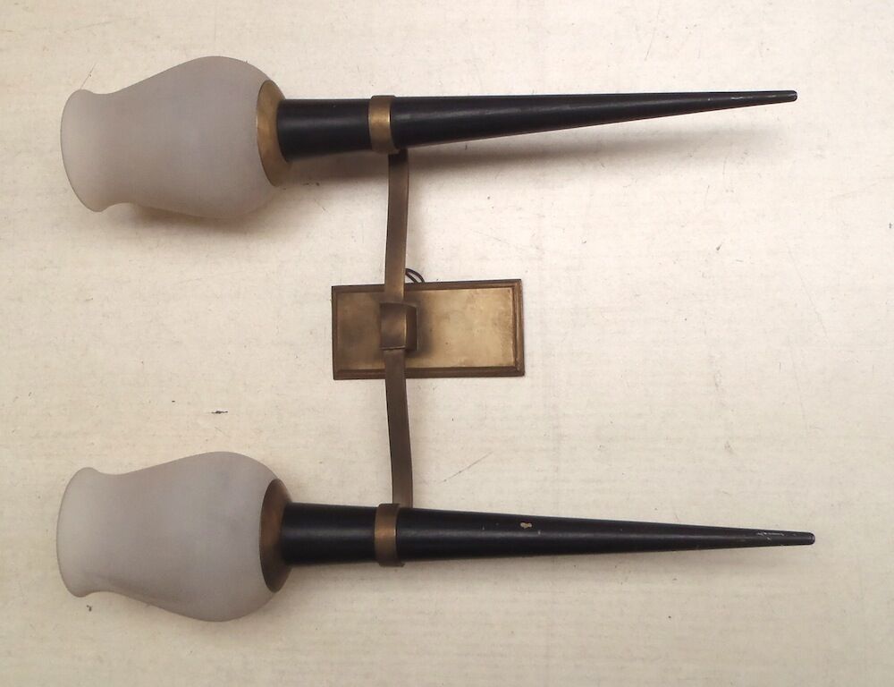 Great applies to two lights