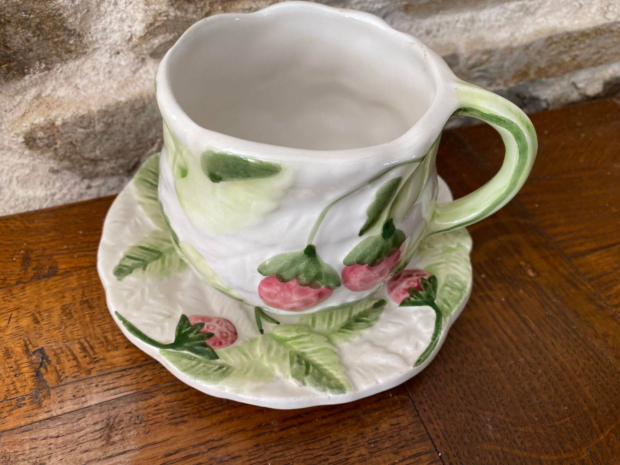 Slush cup and saucer with strawberry and leaf decoration Portugal