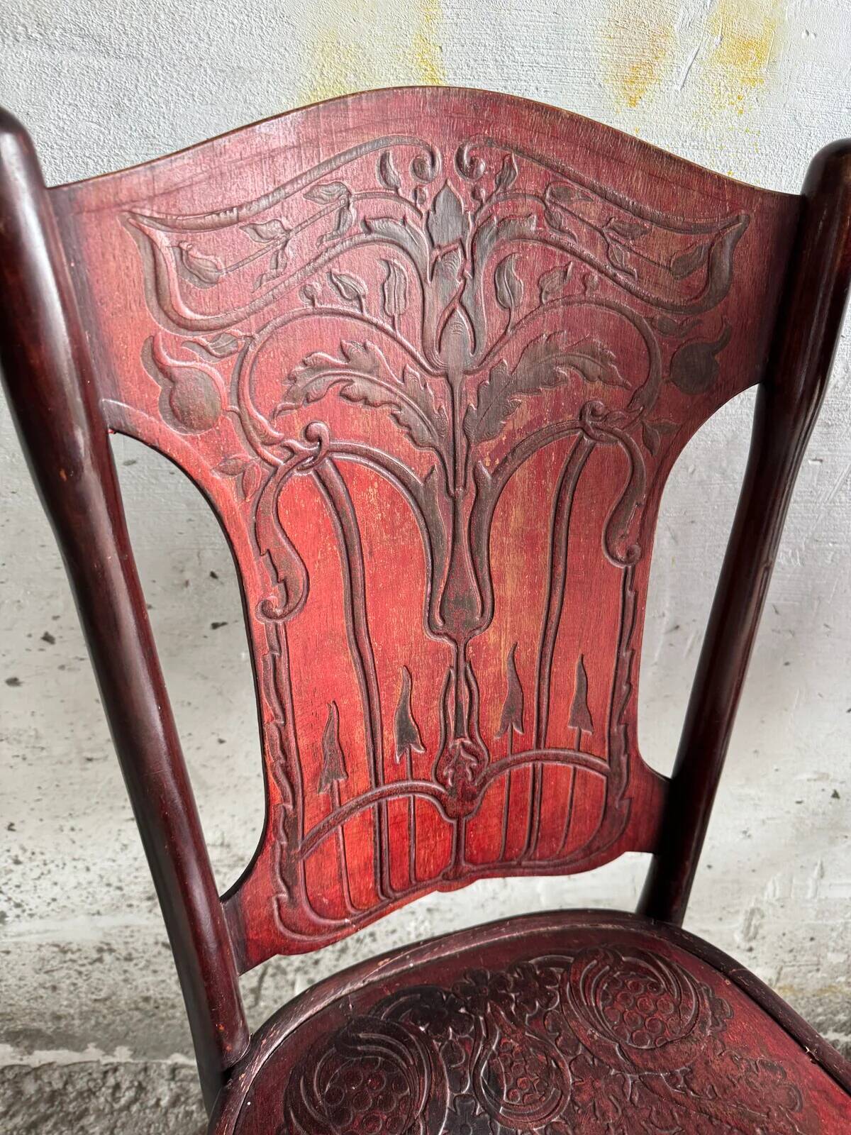 Set of 4 Art Nouveau bent beech wood chairs, deep red-brown embossed seats (Jacob & Josef Kohn, ca.1900)