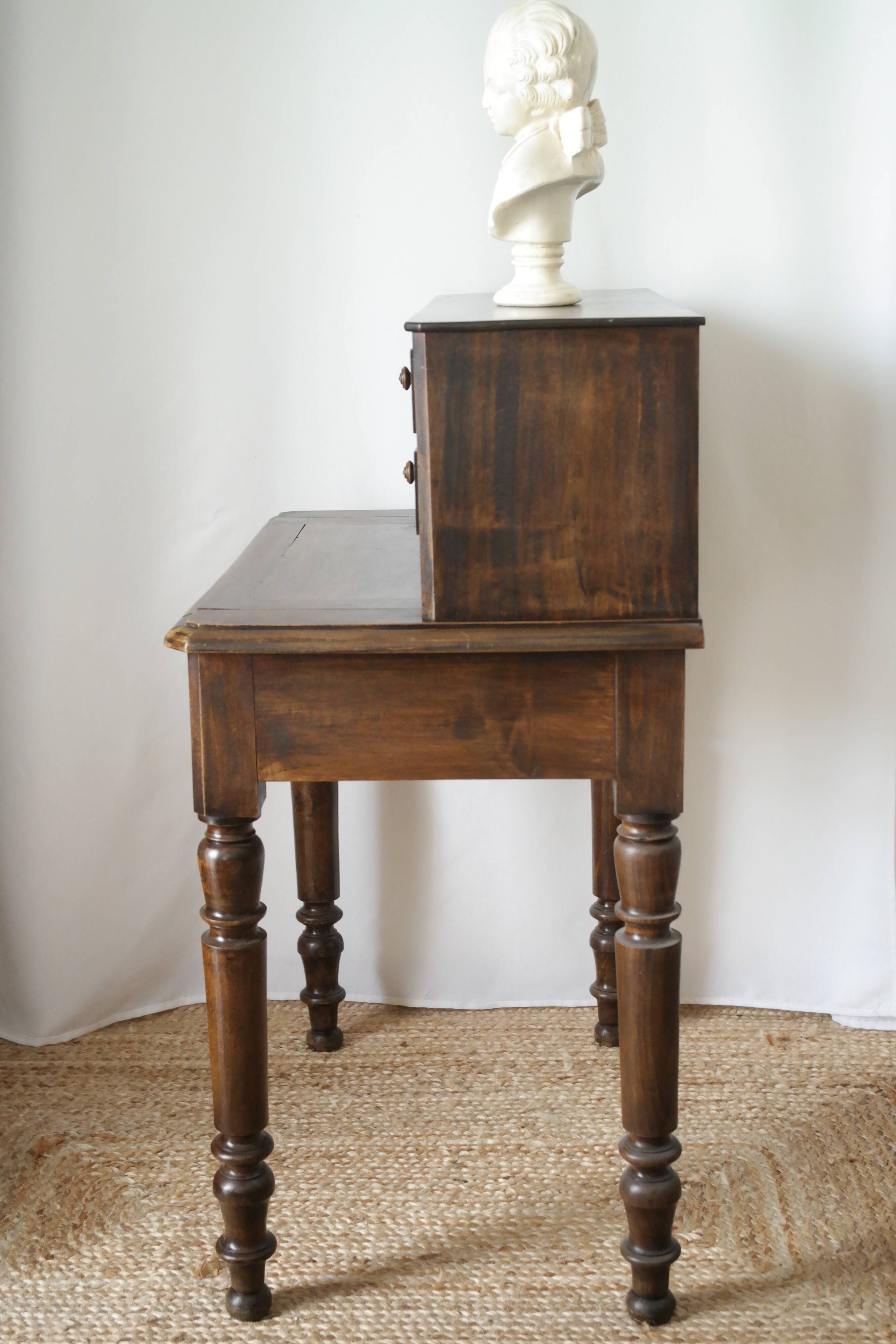 Bonheur du jour en noyer XXème
