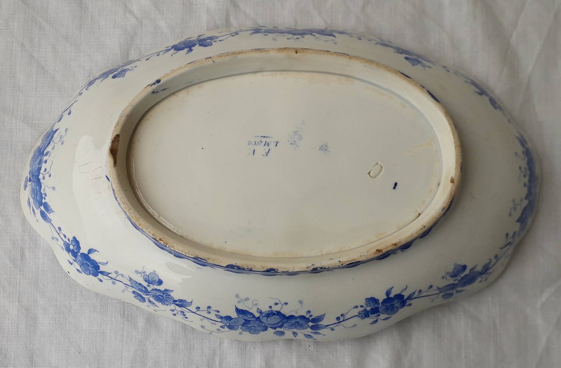 Creil and Montereau serving dish