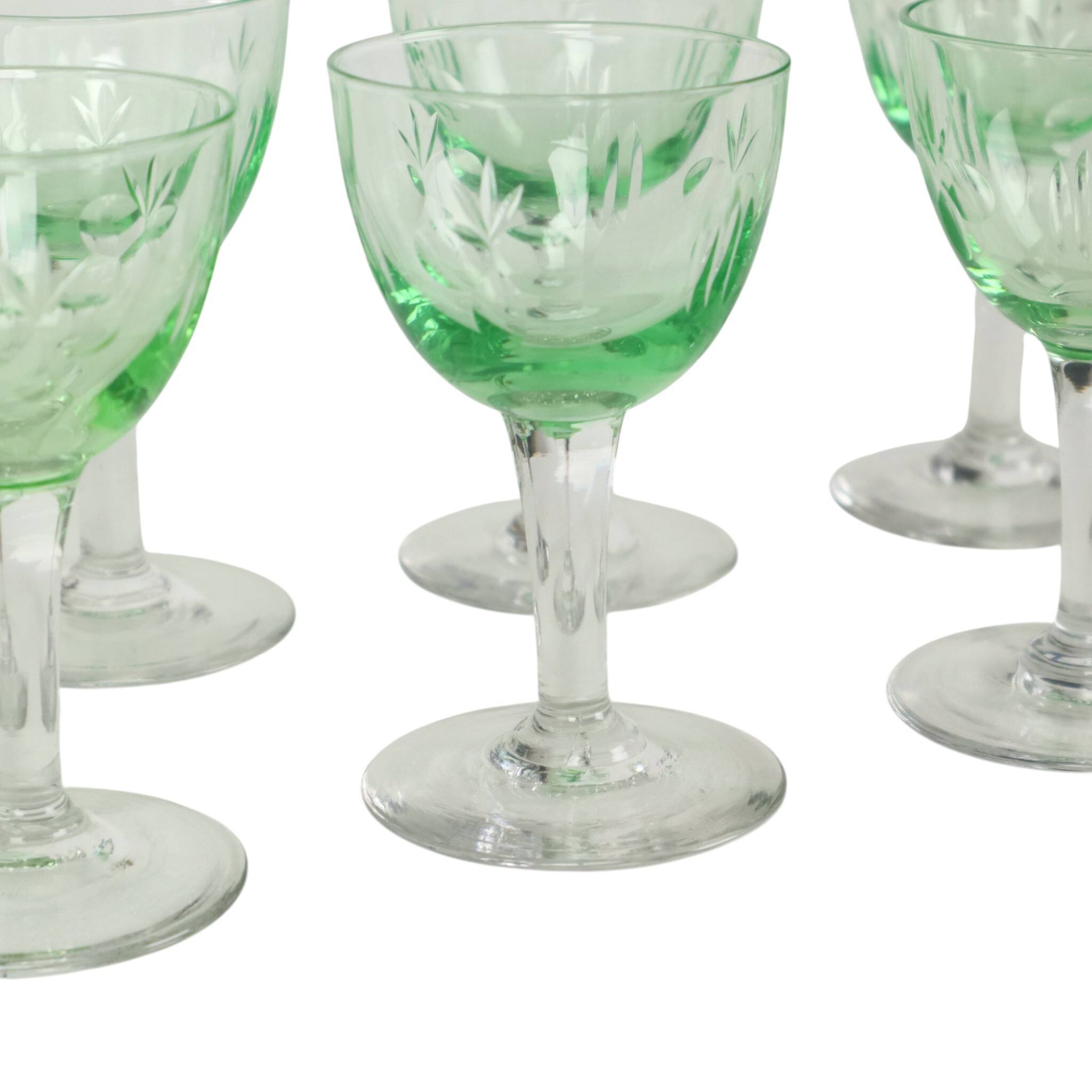 Set of 8 Val Saint Lambert Uranium Glass Aperitif Glasses