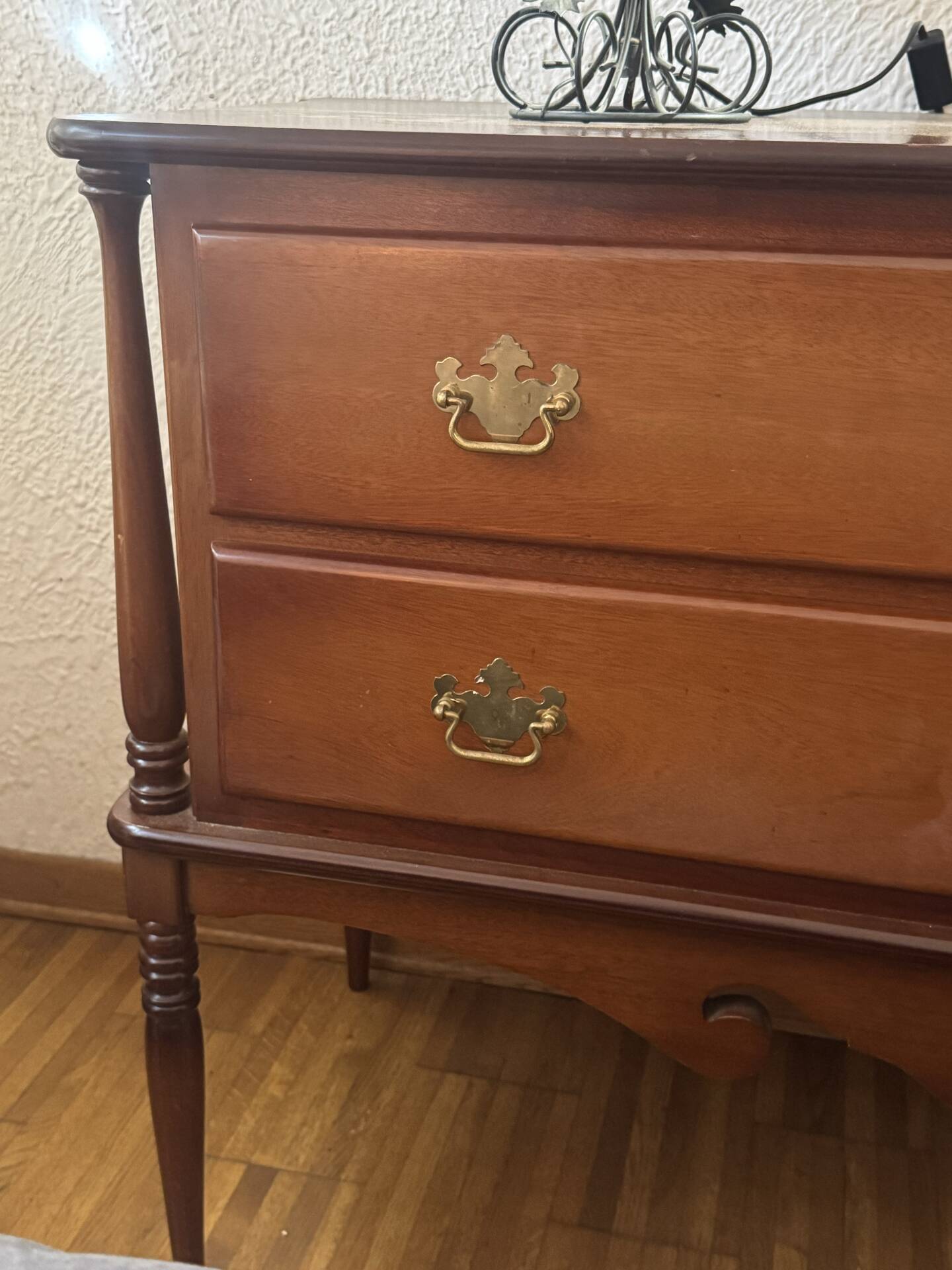 Vintage chest of drawers in solid cherry wood, 2 large drawers, Louis XVI style.