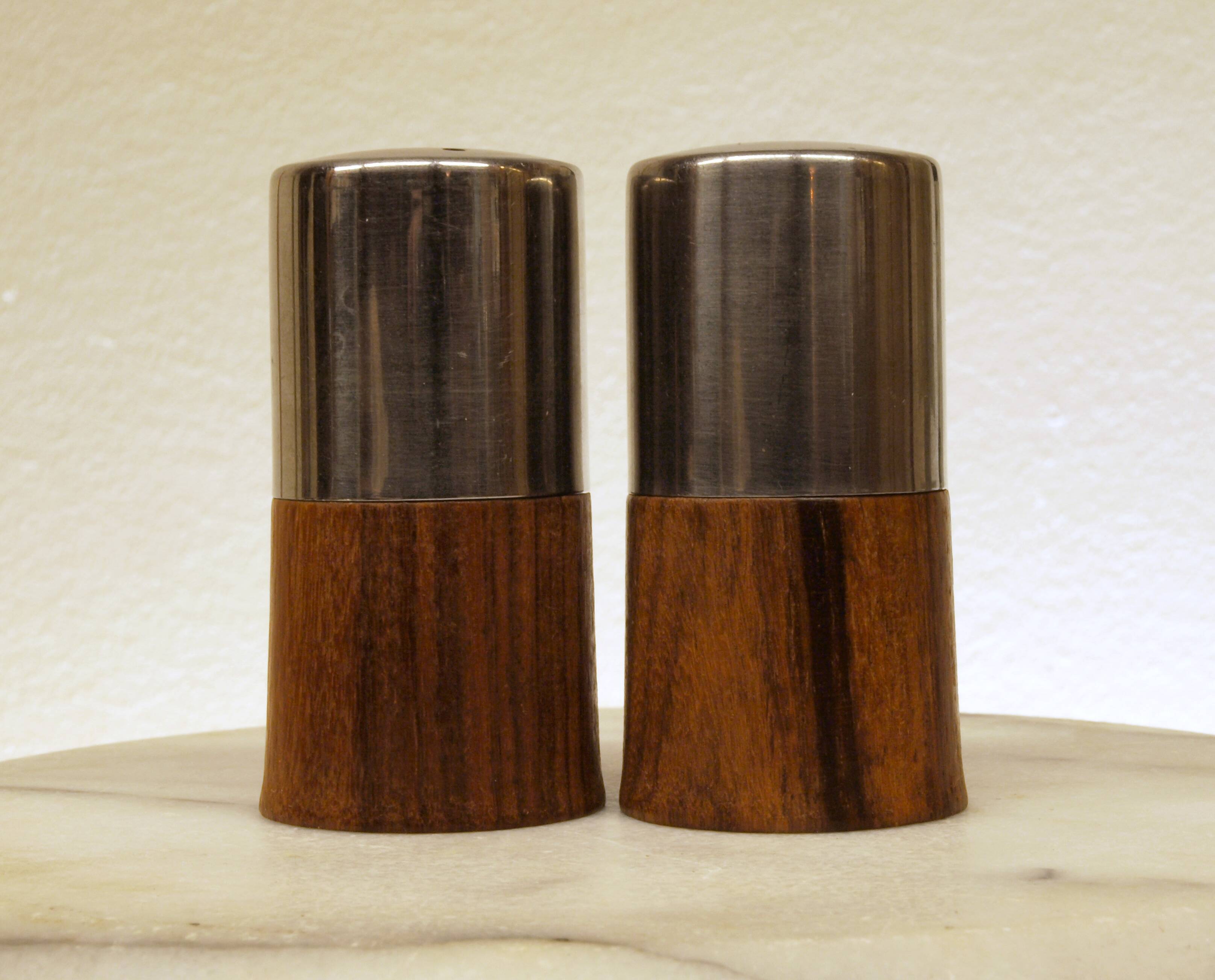 Rio rosewood salt and pepper shaker