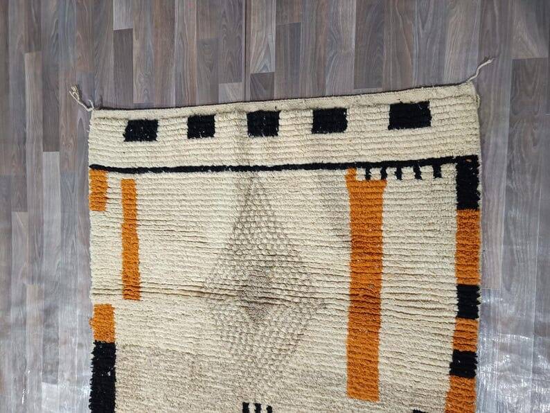 Handmade Moroccan wool rug, size 140 x 260 cm