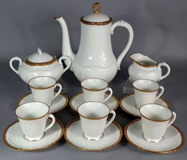Service café complet 6 personnes porcelaine lotiforme Giraud Limoges C749
