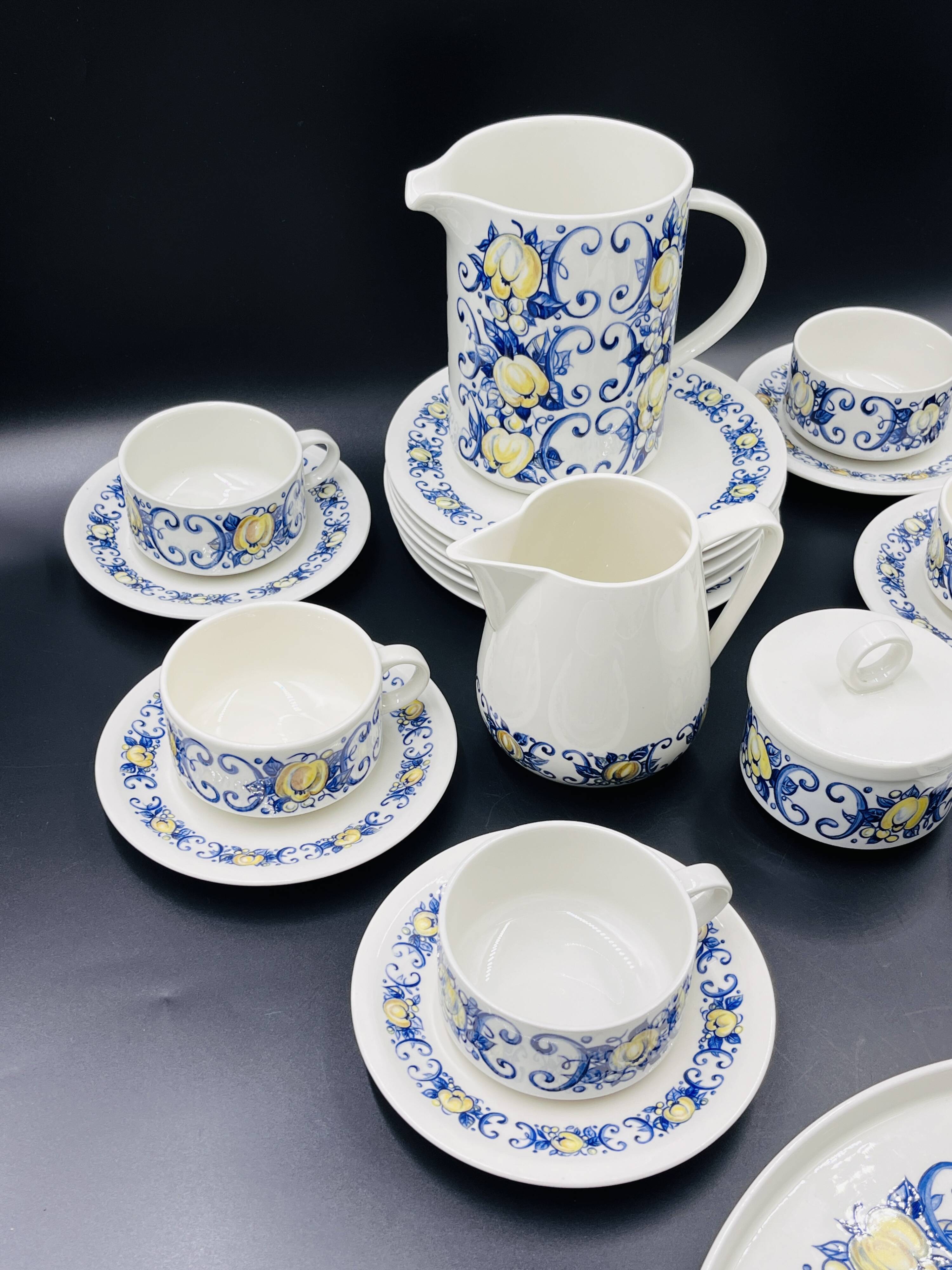 Cadiz Villeroy & Boch lunch service