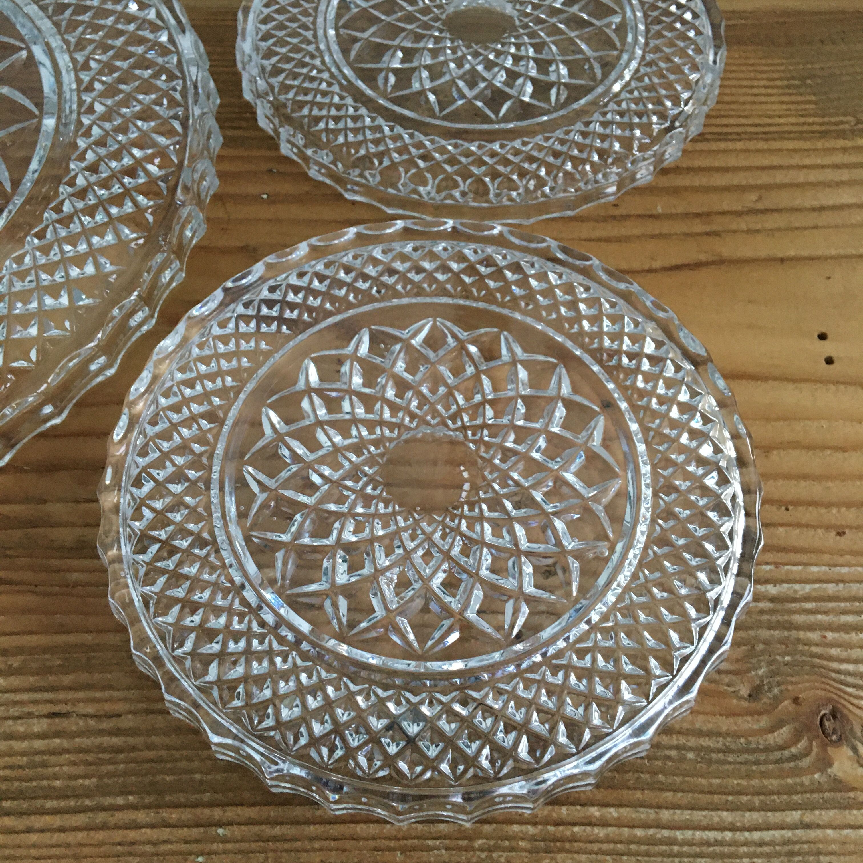 Set under dish and 2 undersized glass bottle