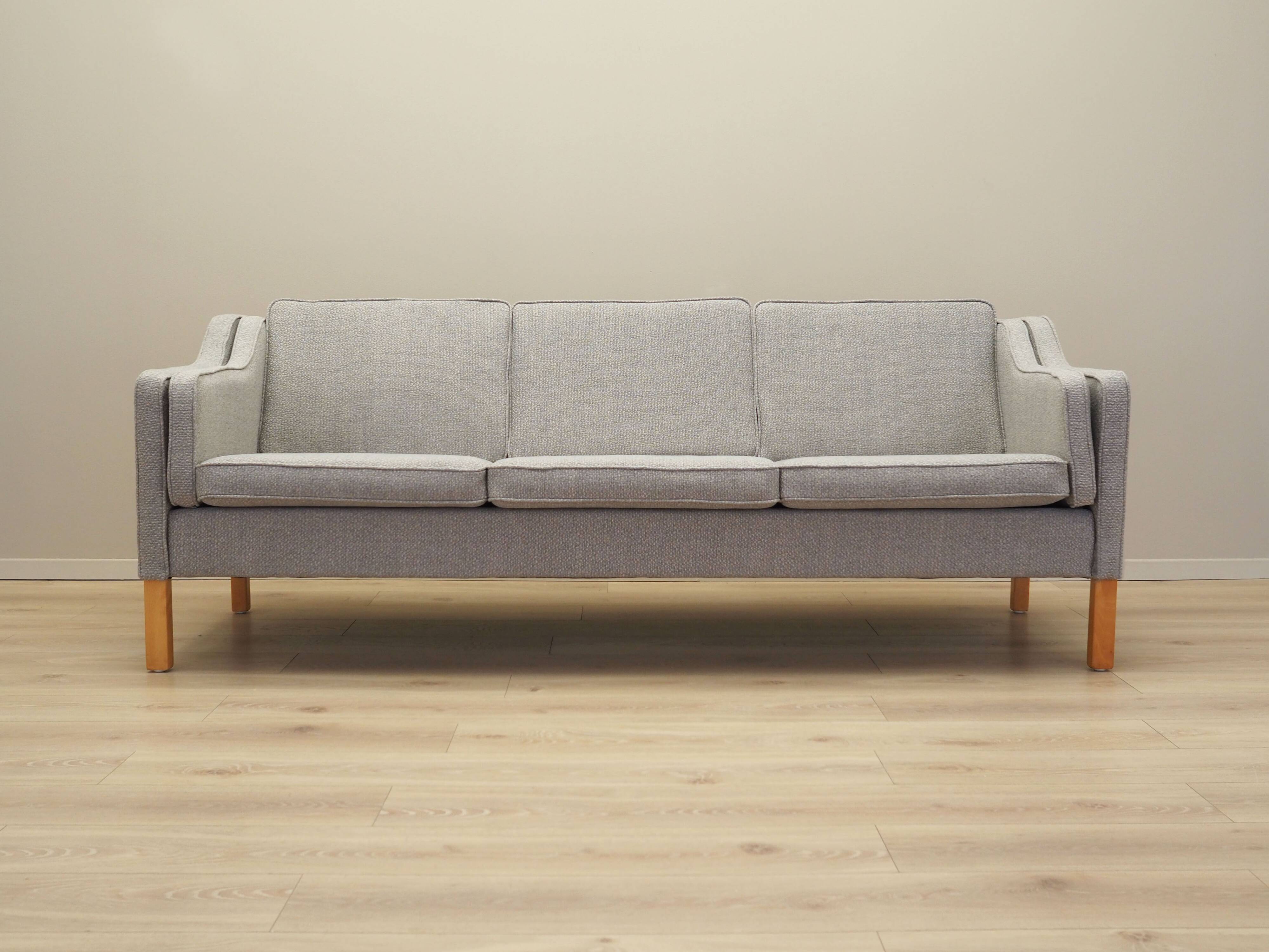 Canapé en hêtre, design danois, années 1970, production : Danemark