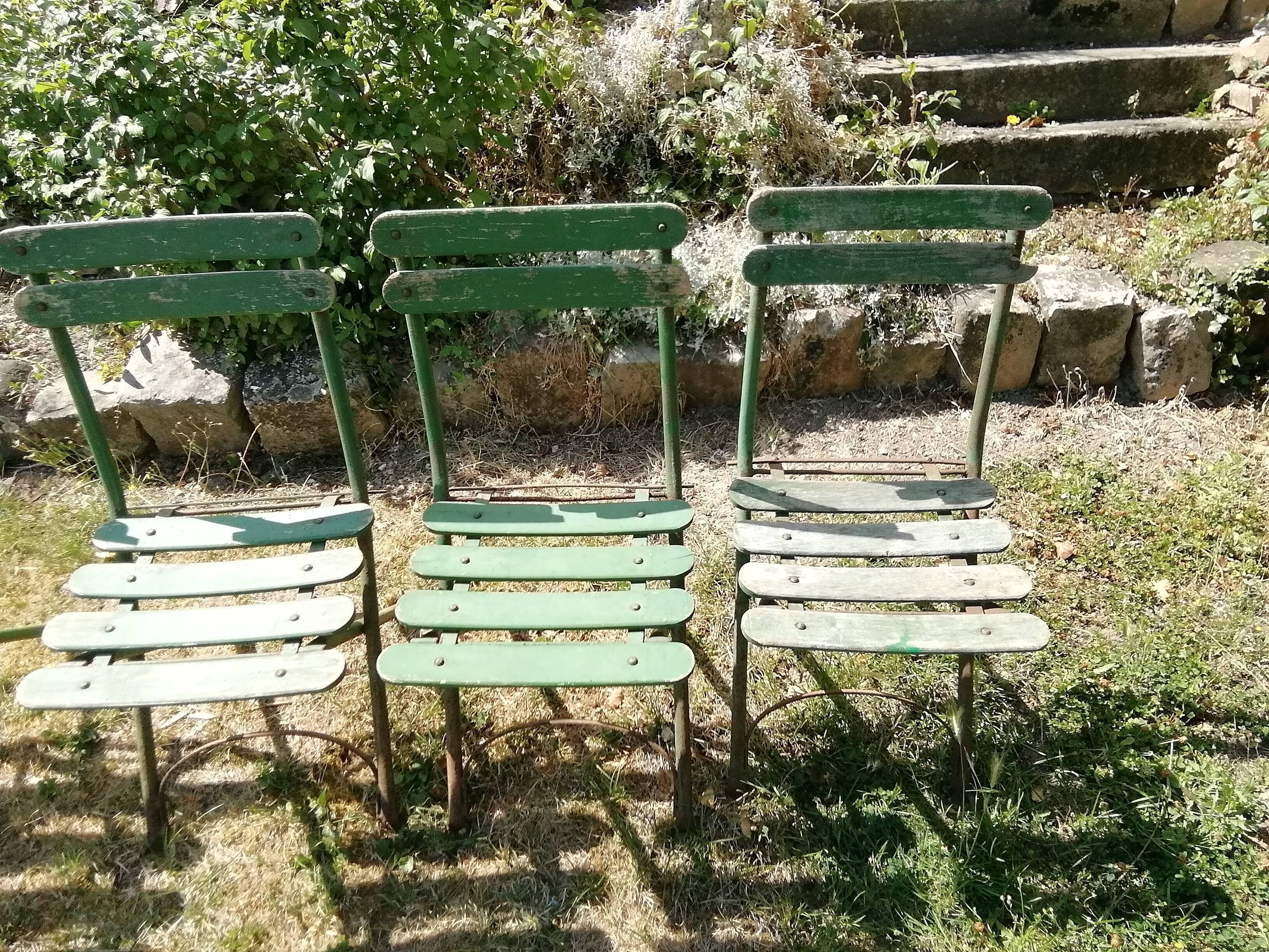 4 chaises pliantes de jardin anciennes en fer et bois  Selency
