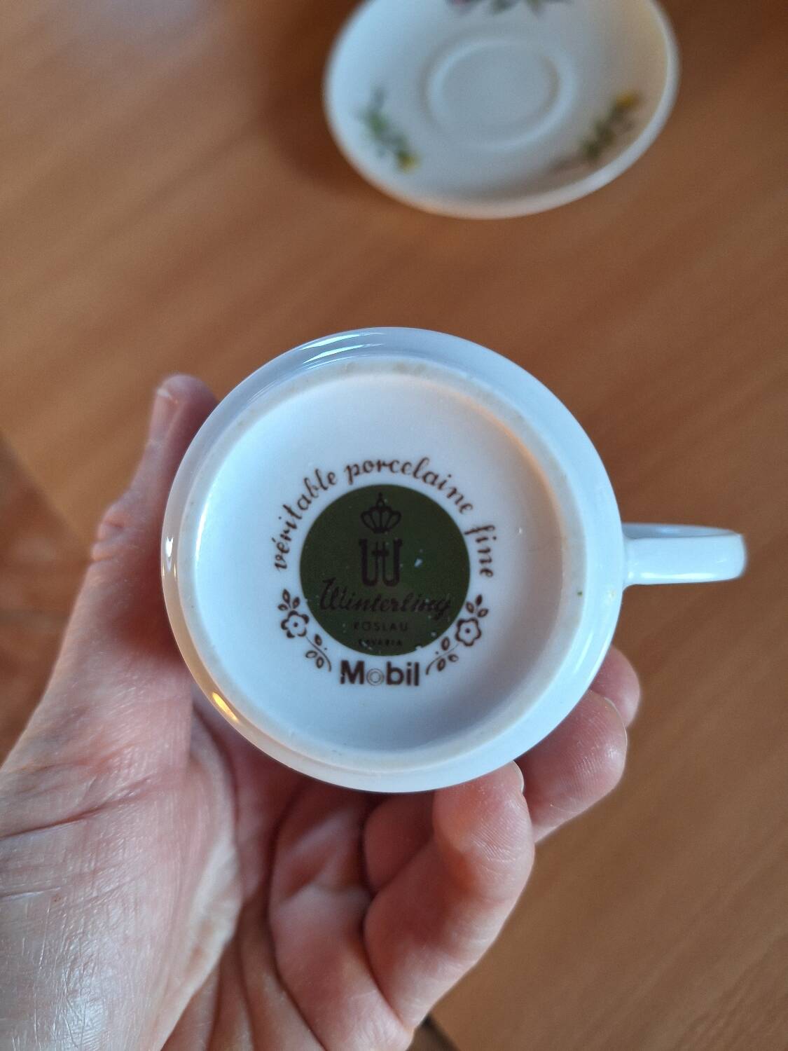 Lot de 6 tasses à café avec coupelles MOBIL