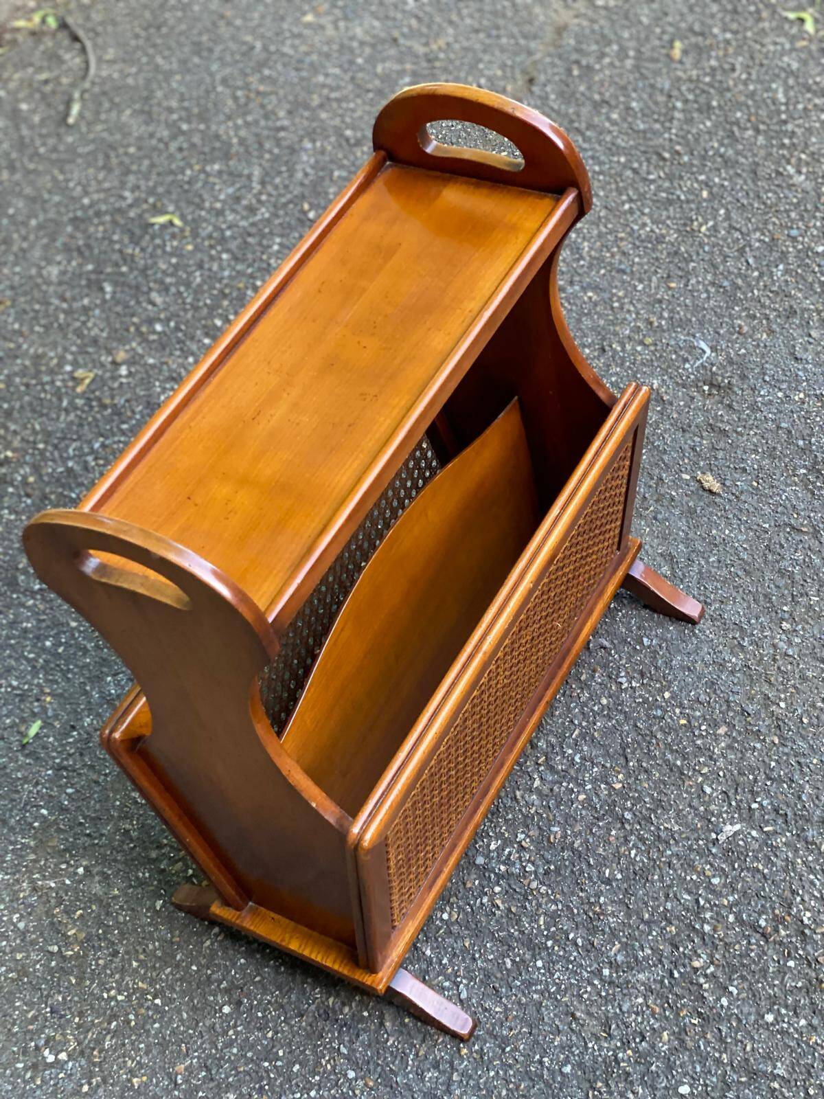 Vintage magazine rack, solid light wood document holder, caned, 1960.