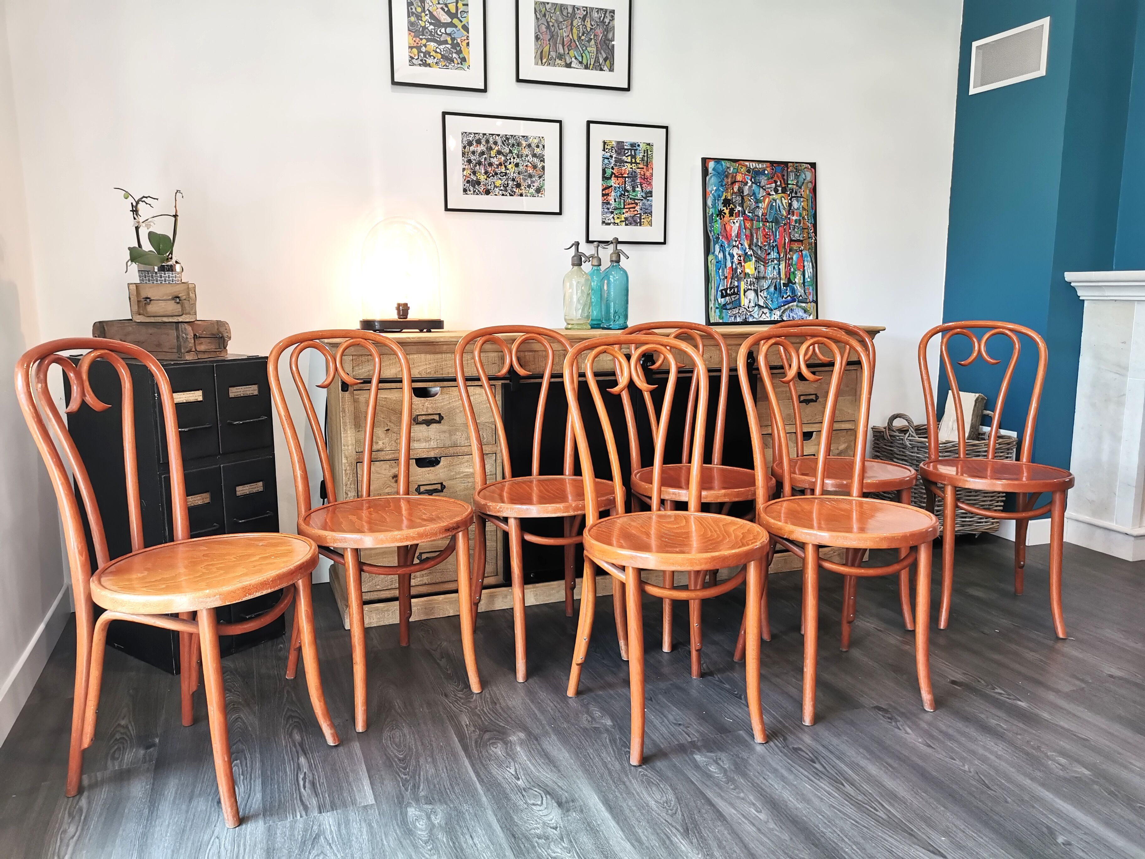 8 chaises bistrot