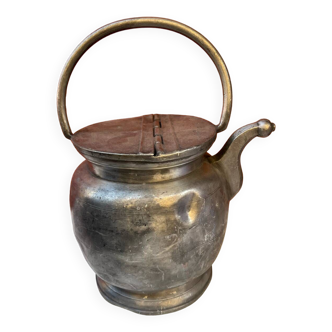 Tin pot