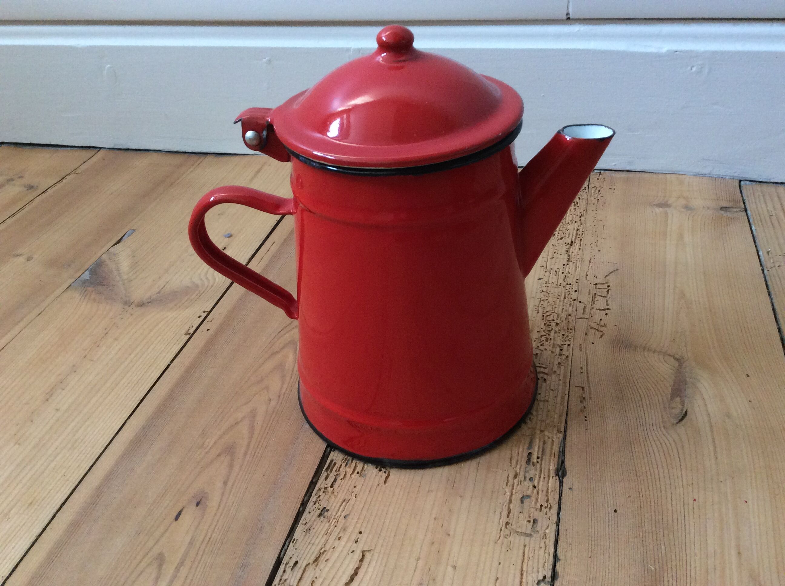 Cafetière émaillée