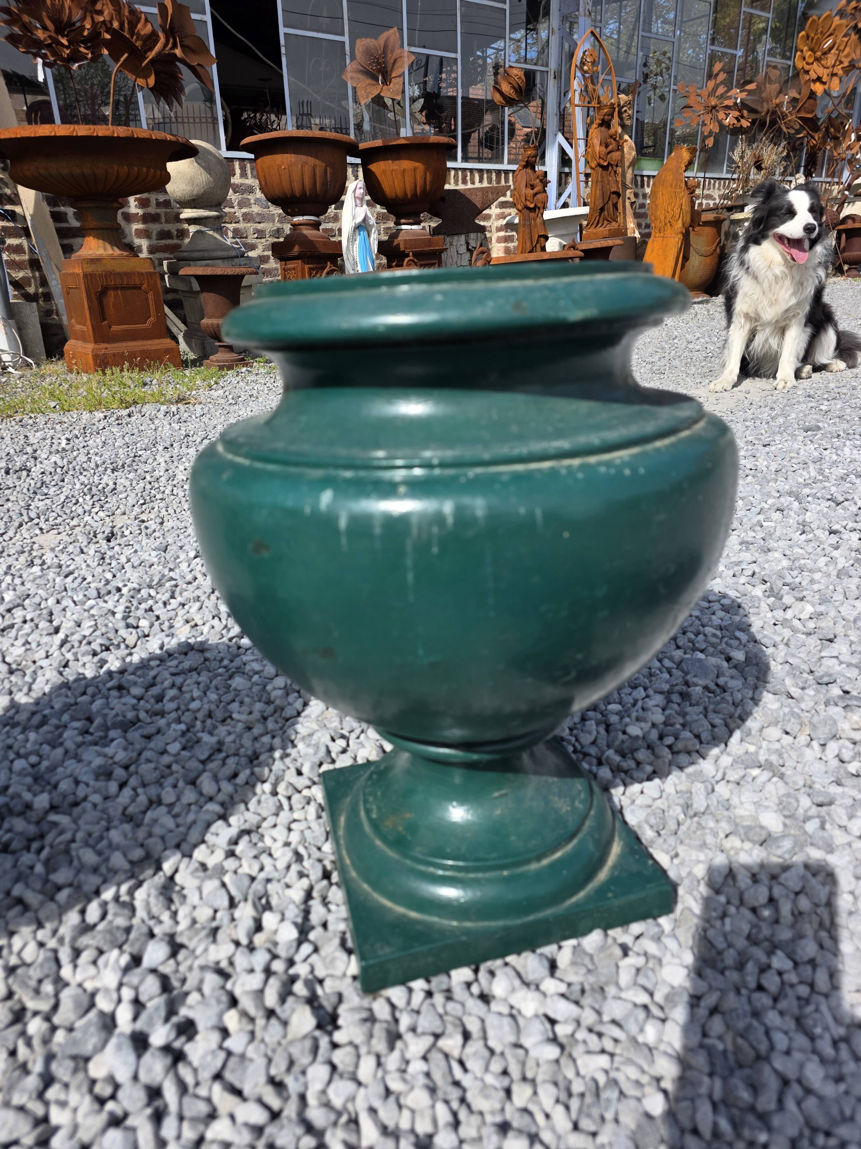 Paire de vases medicis XIXème en fonte