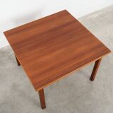 Table basse en teck, design danois, années 1970, production : Danemark