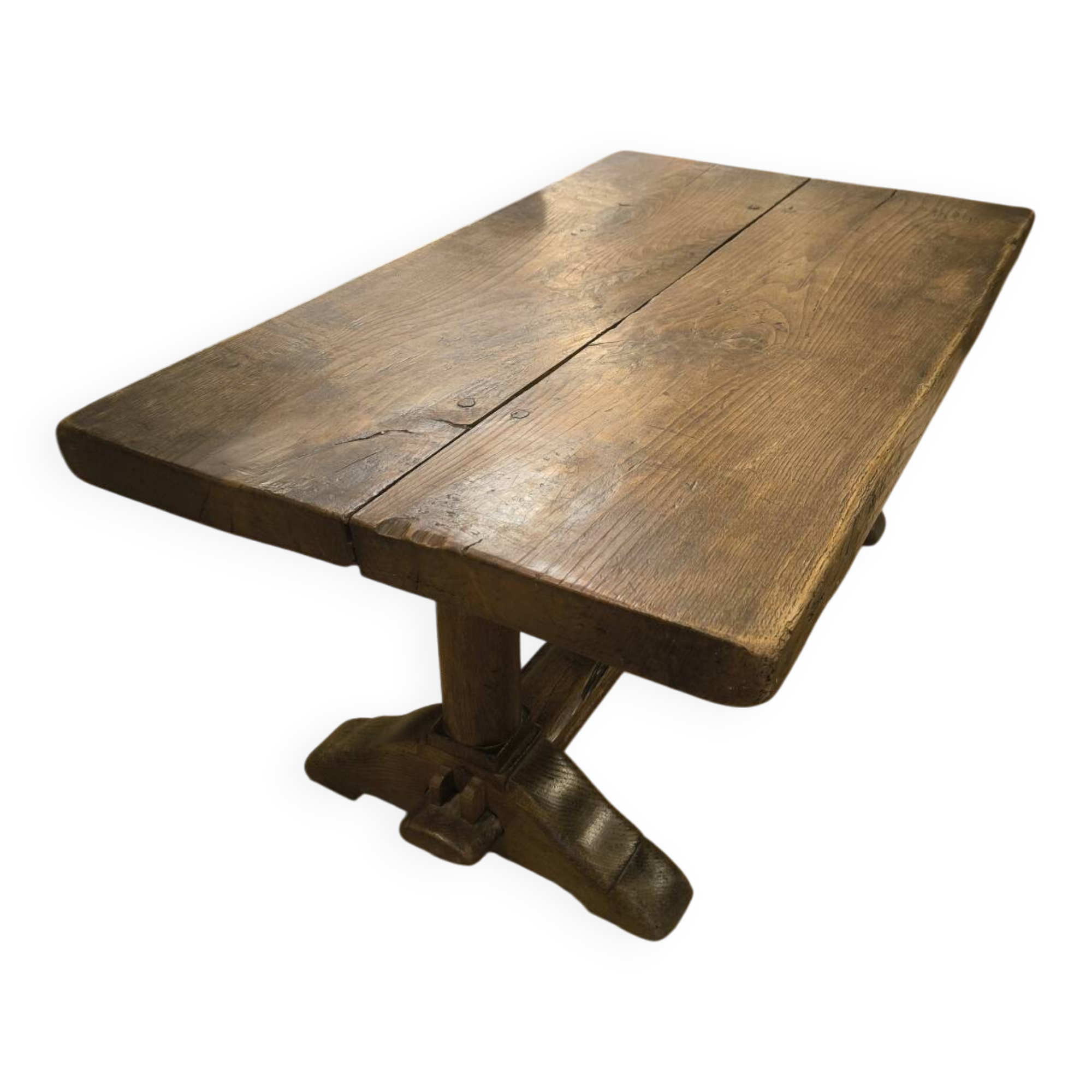 Monastery coffee table in solid elm.