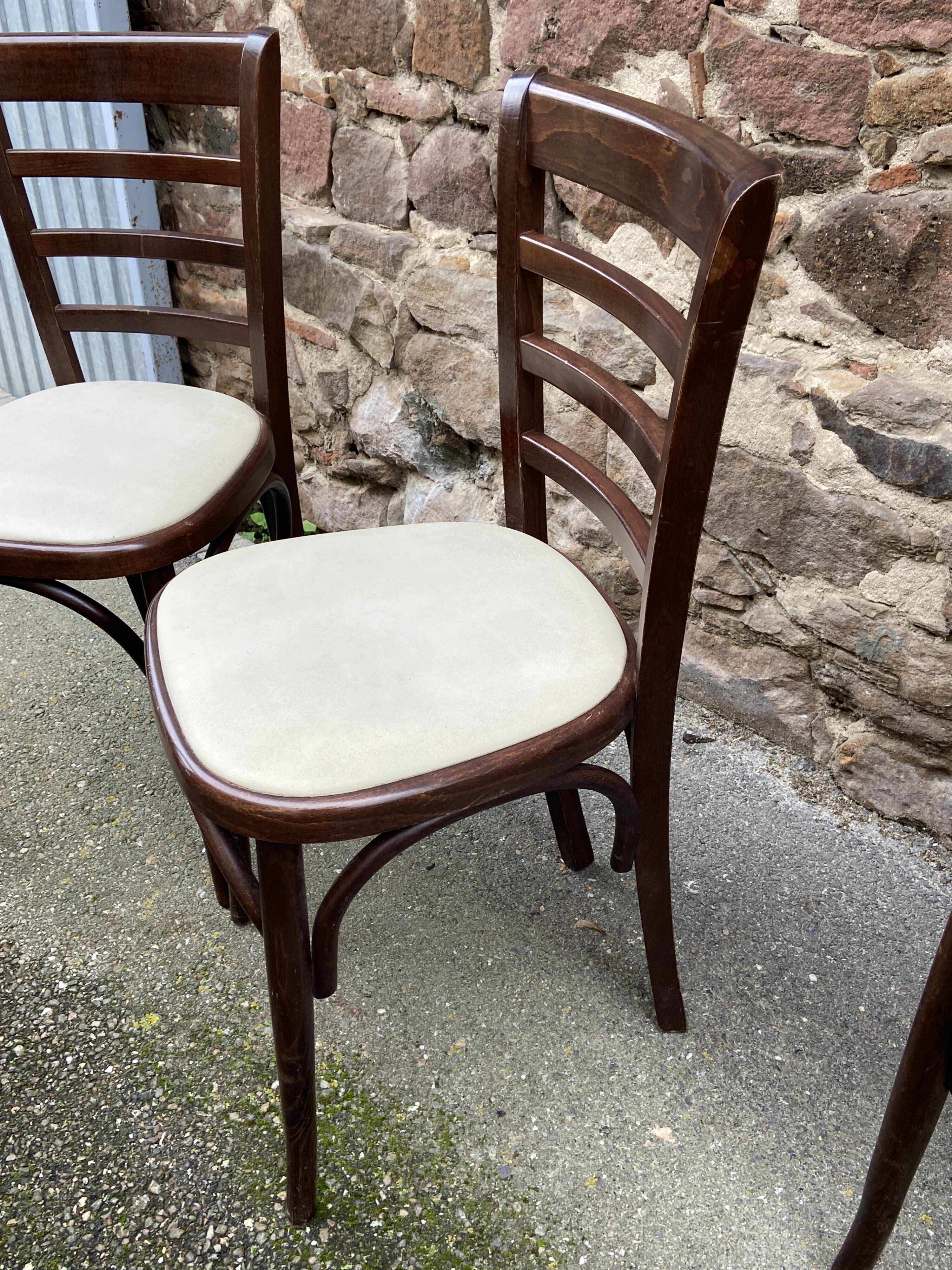 4 chaises bistrot vintage