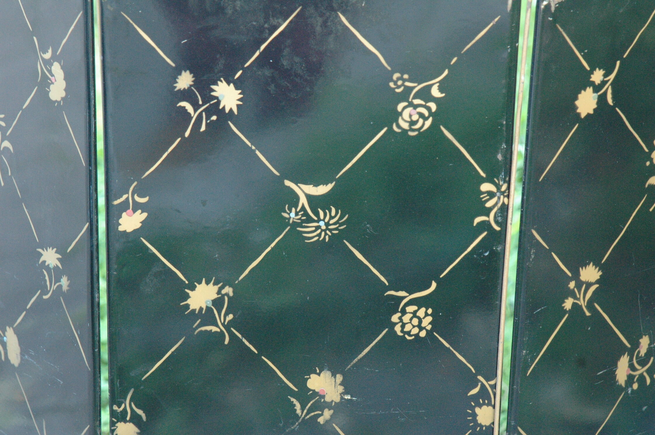 old fire screen in decoré steel 1900