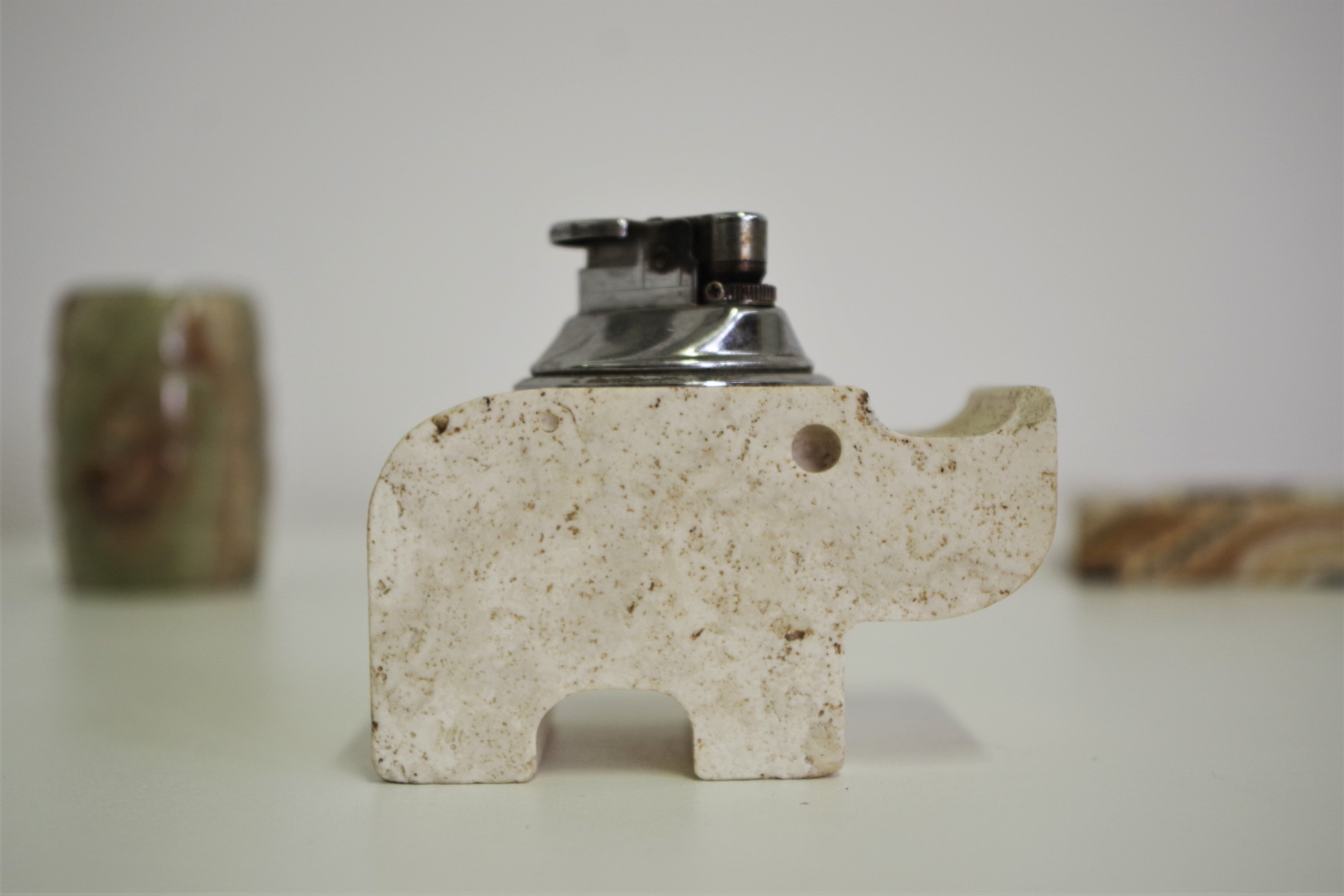 Smoking accessories in marble and onyx, 1970s, lot of 4