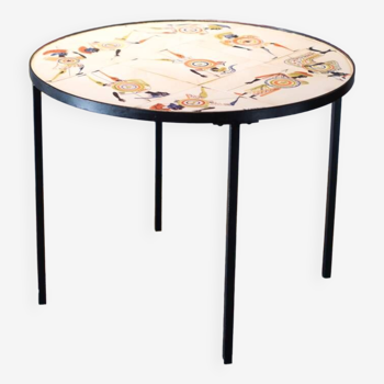 Circular coffee table decorated with warriors - 1960 Roger Capron