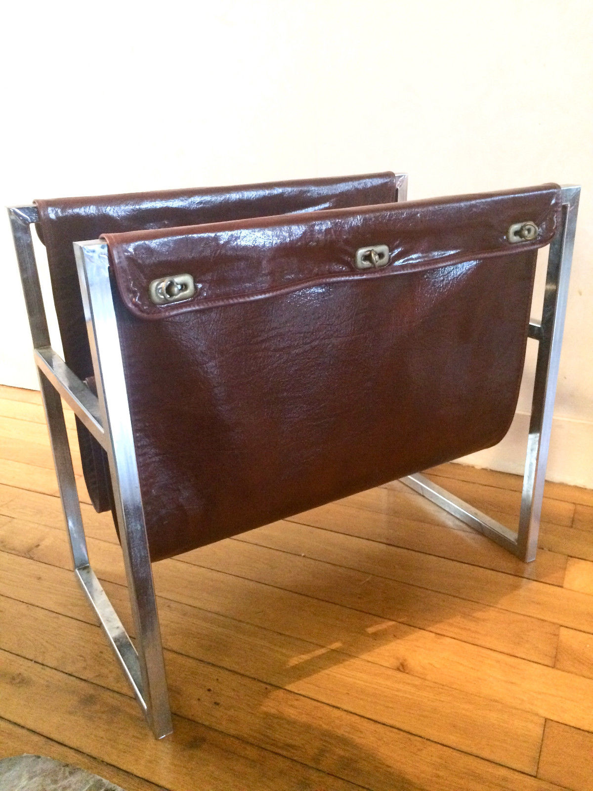 Porte revue moderniste mid century