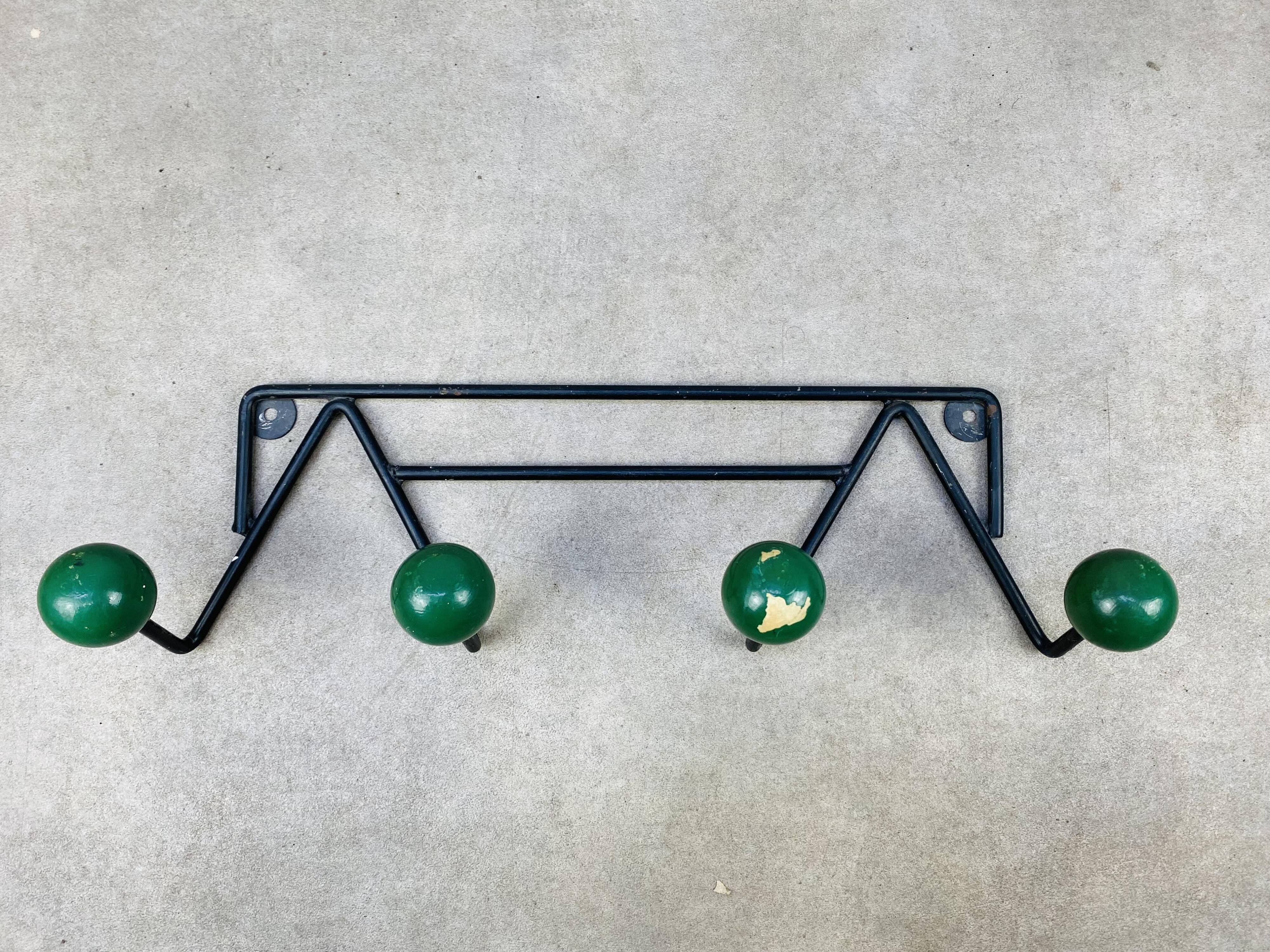 Wall coat rack hook 50s 4 balls