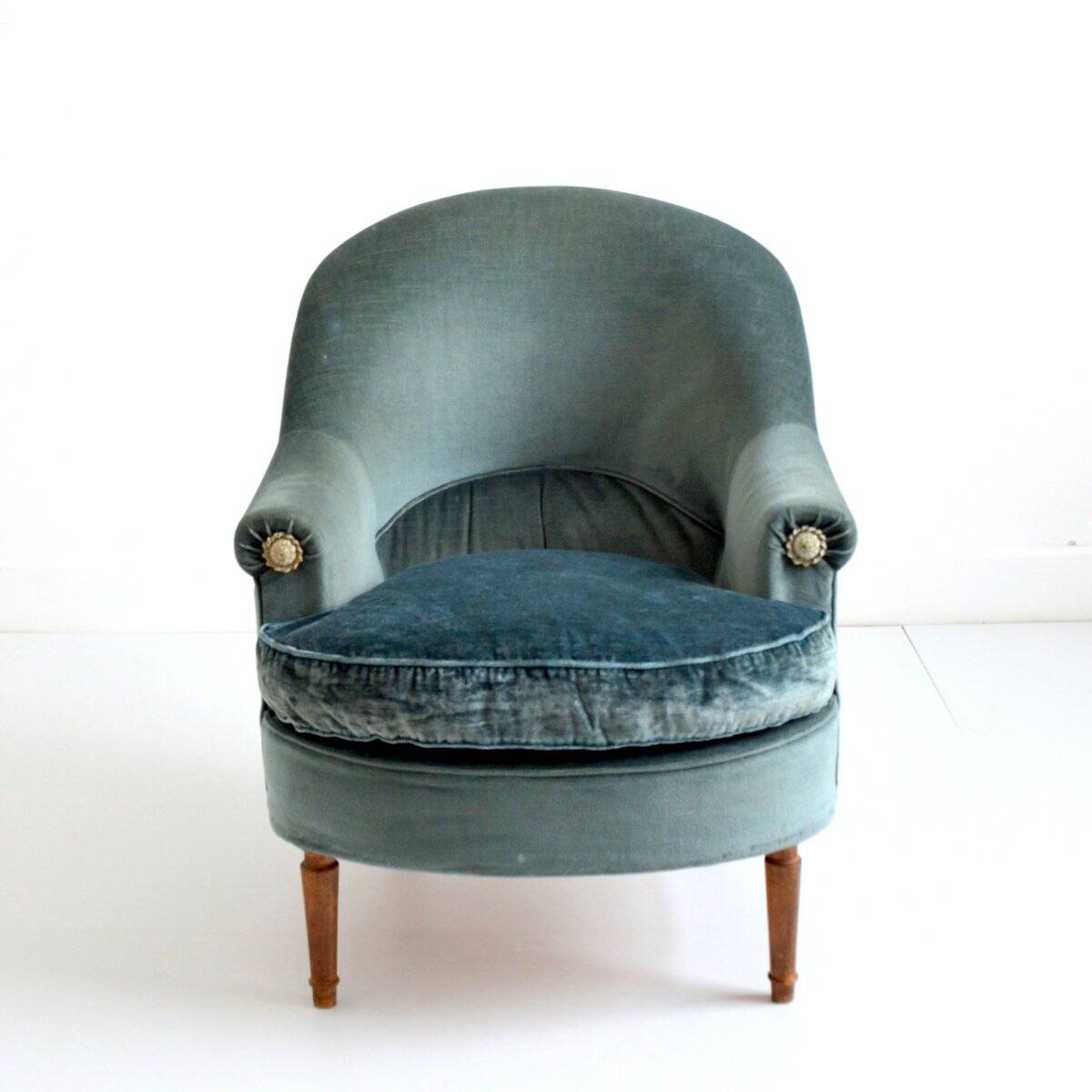 Vintage toad armchair