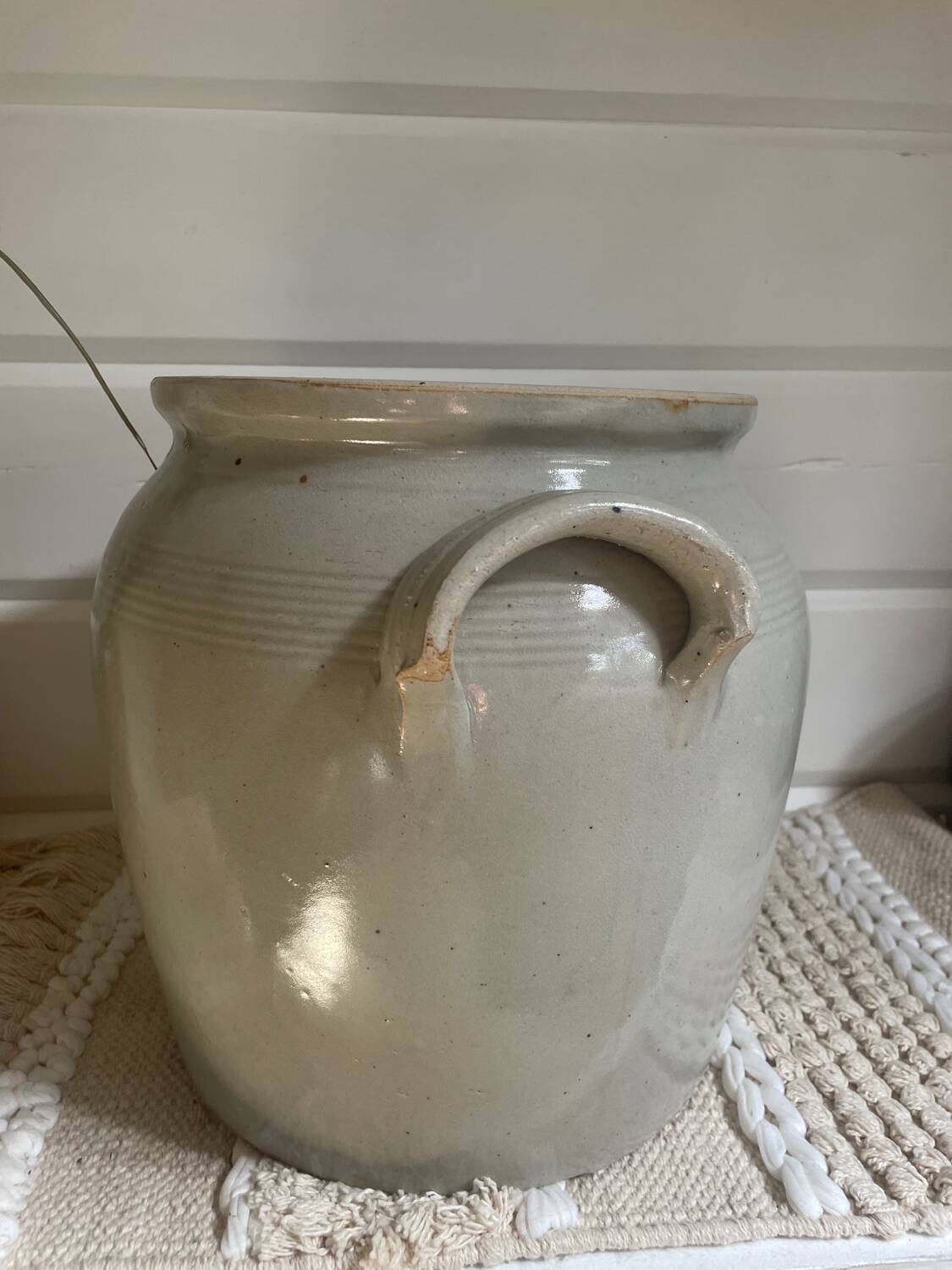 Glazed stoneware pot