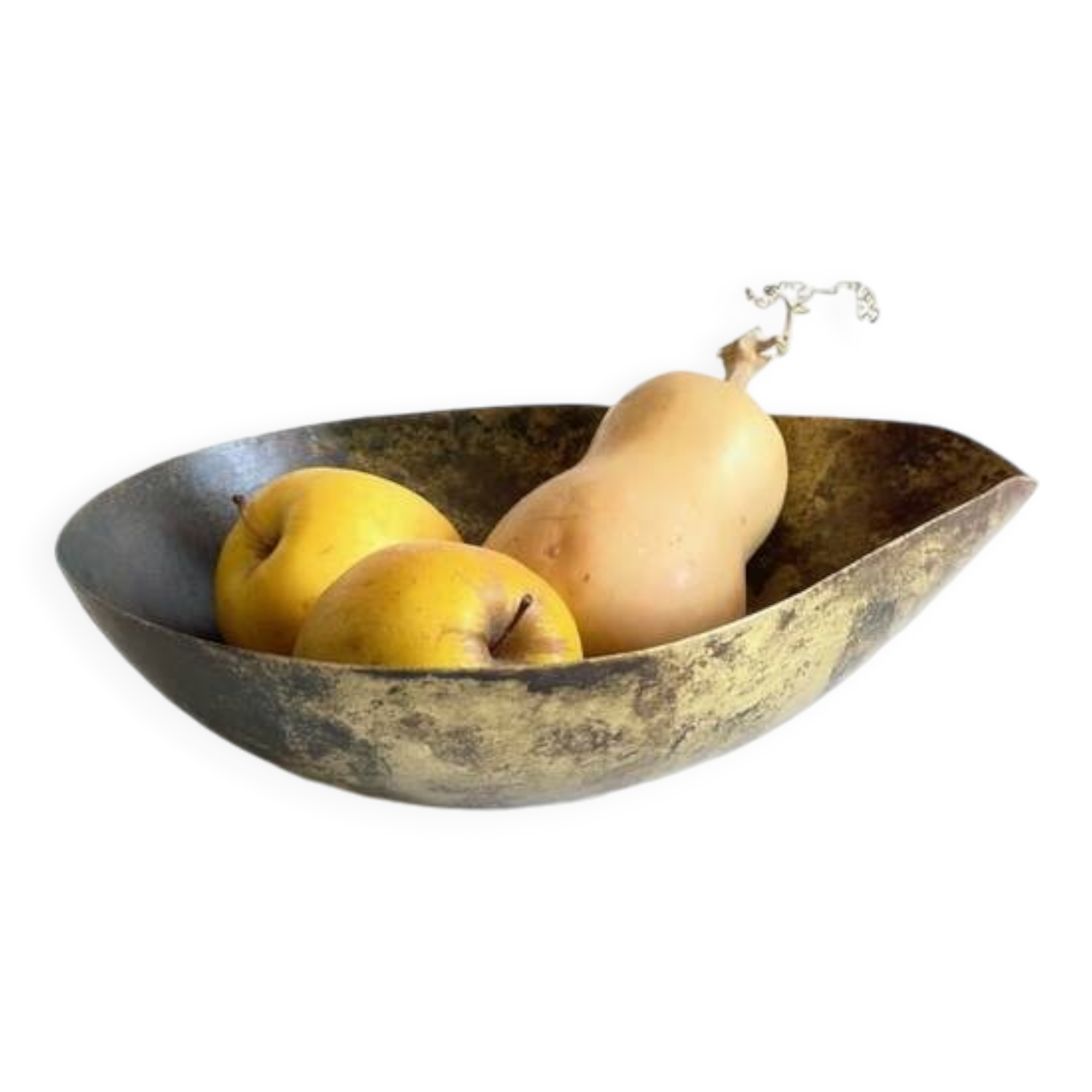 Vintage brass drop-shaped fruit bowl