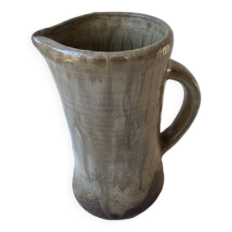 Ceramic stoneware jug signed HL (Signature to be identified)