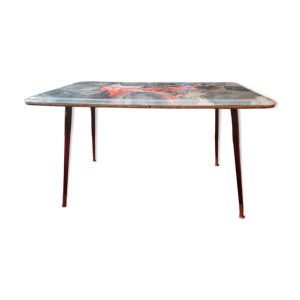 Table basse d’époque