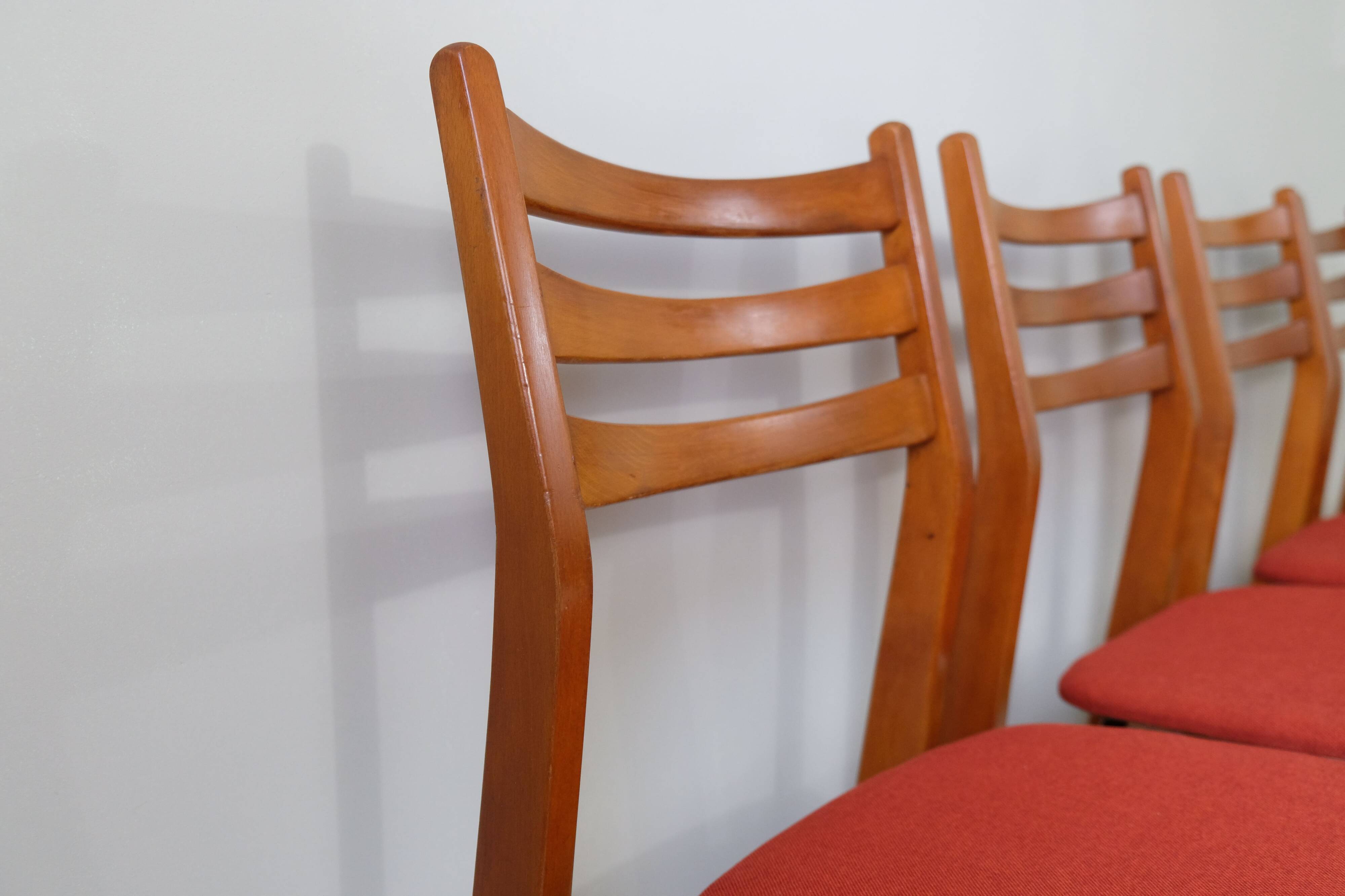 Set of 4 vintage chairs