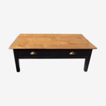 Table basse en merisier patinée noire et dessus en bois brut vernis mat