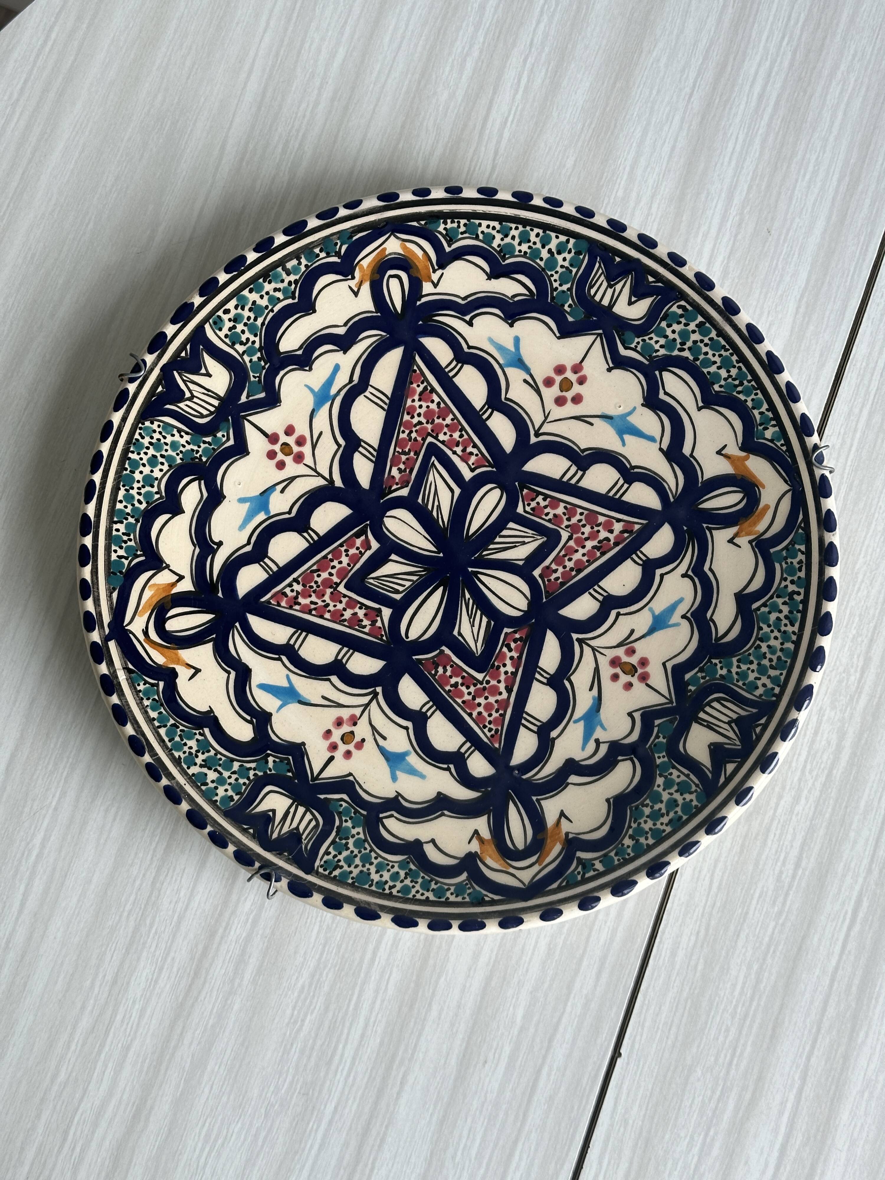 Assiette céramique peint à la main, made in Turquie.