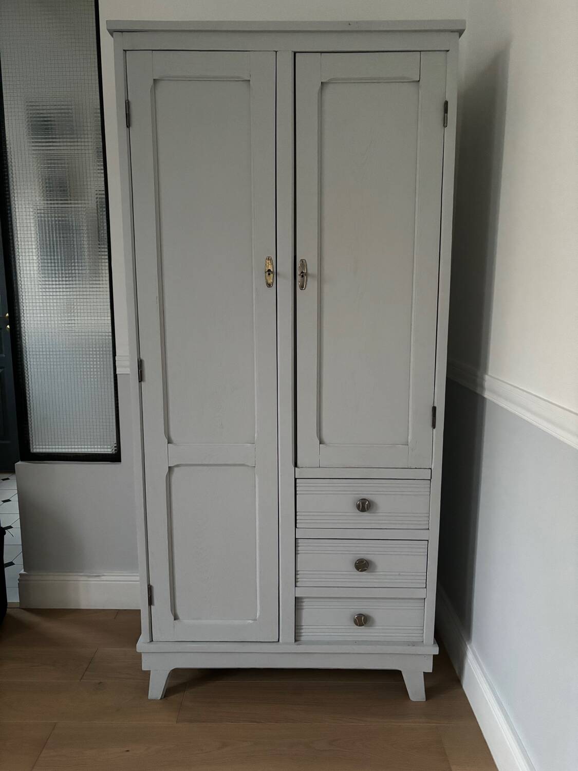 Parisian wardrobe, vintage, Art Deco style