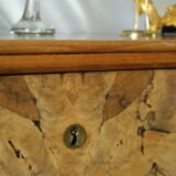 Louis Phillipe style chest of drawers in light walnut 20th century